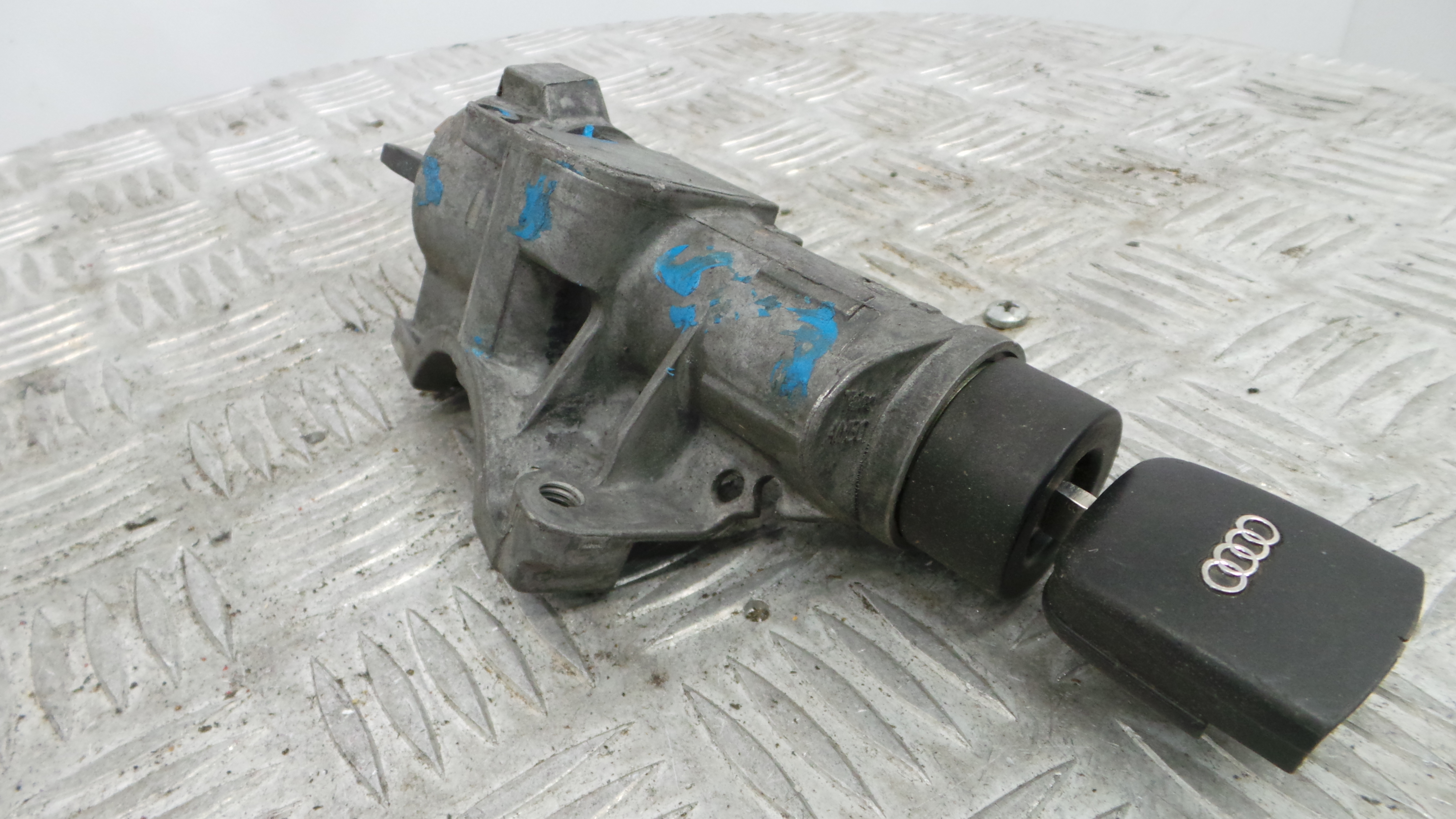 Canhão de ignição 4B0905851C - AUDI A4 B6 (8E2)-36419804
