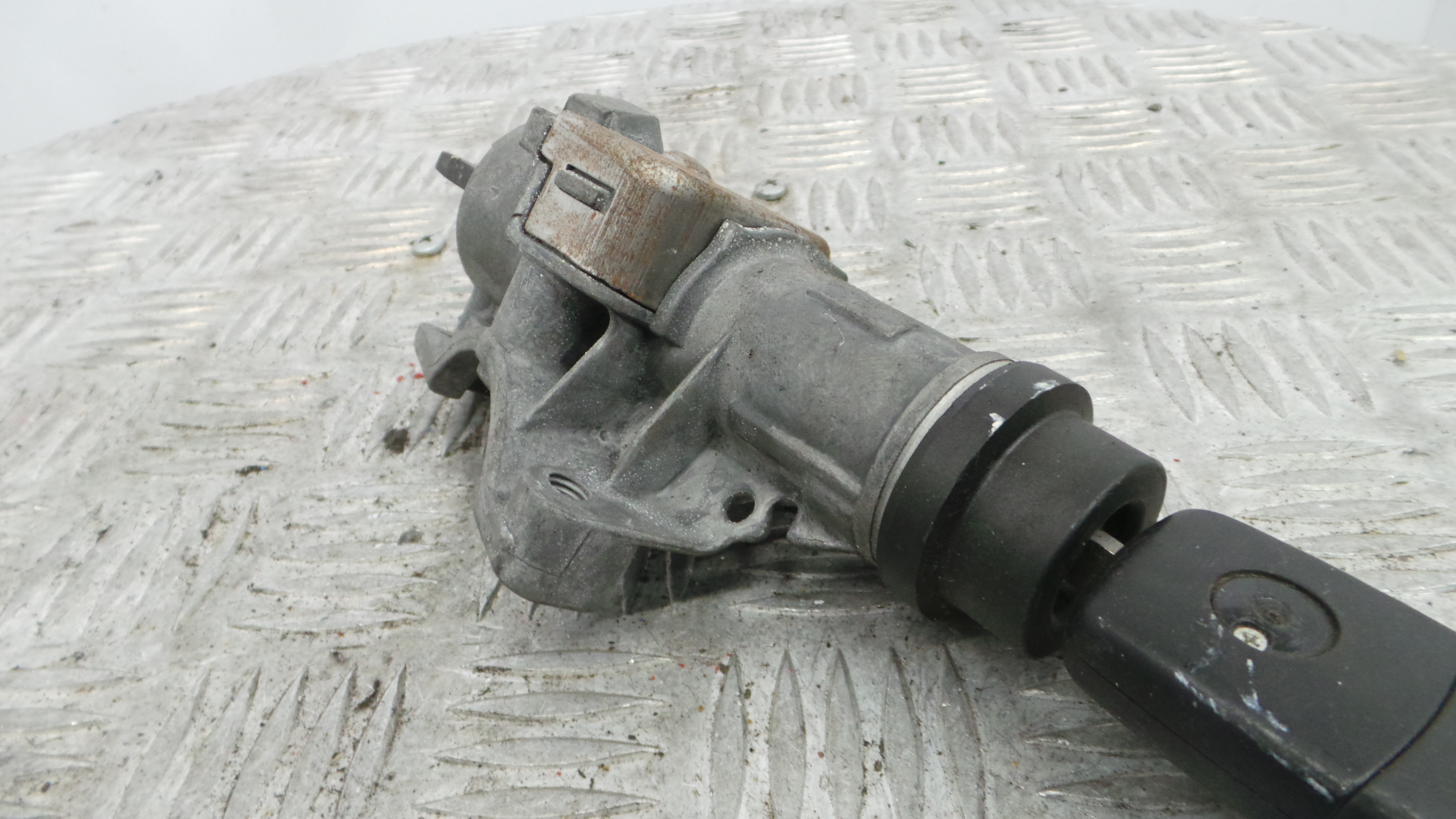 Canhão de ignição 4B0905851Q - VW POLO (9N_, 9A_)-36419826