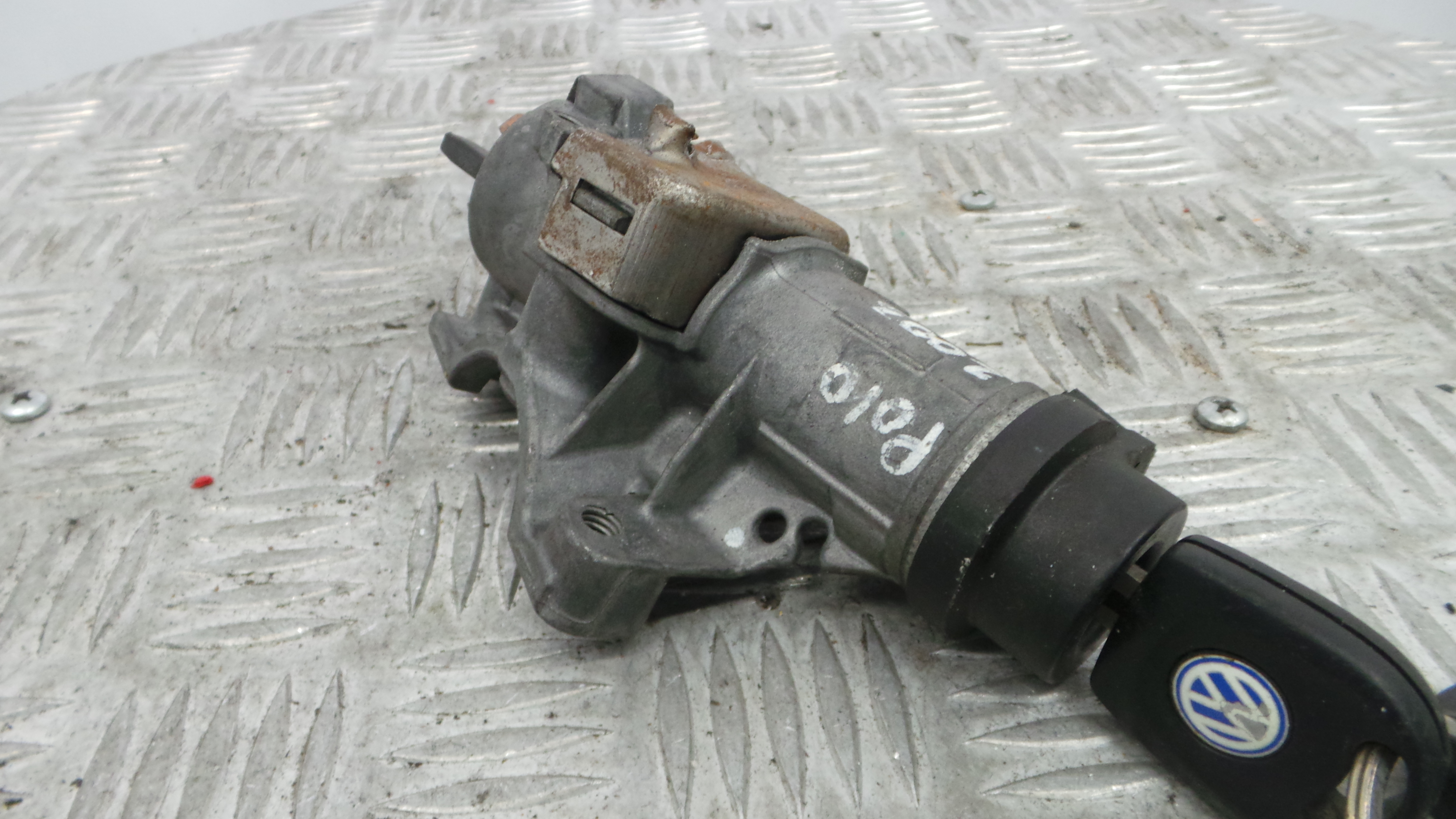 Canhão de ignição 4B0905851G - VW POLO (9N_, 9A_)-36419829