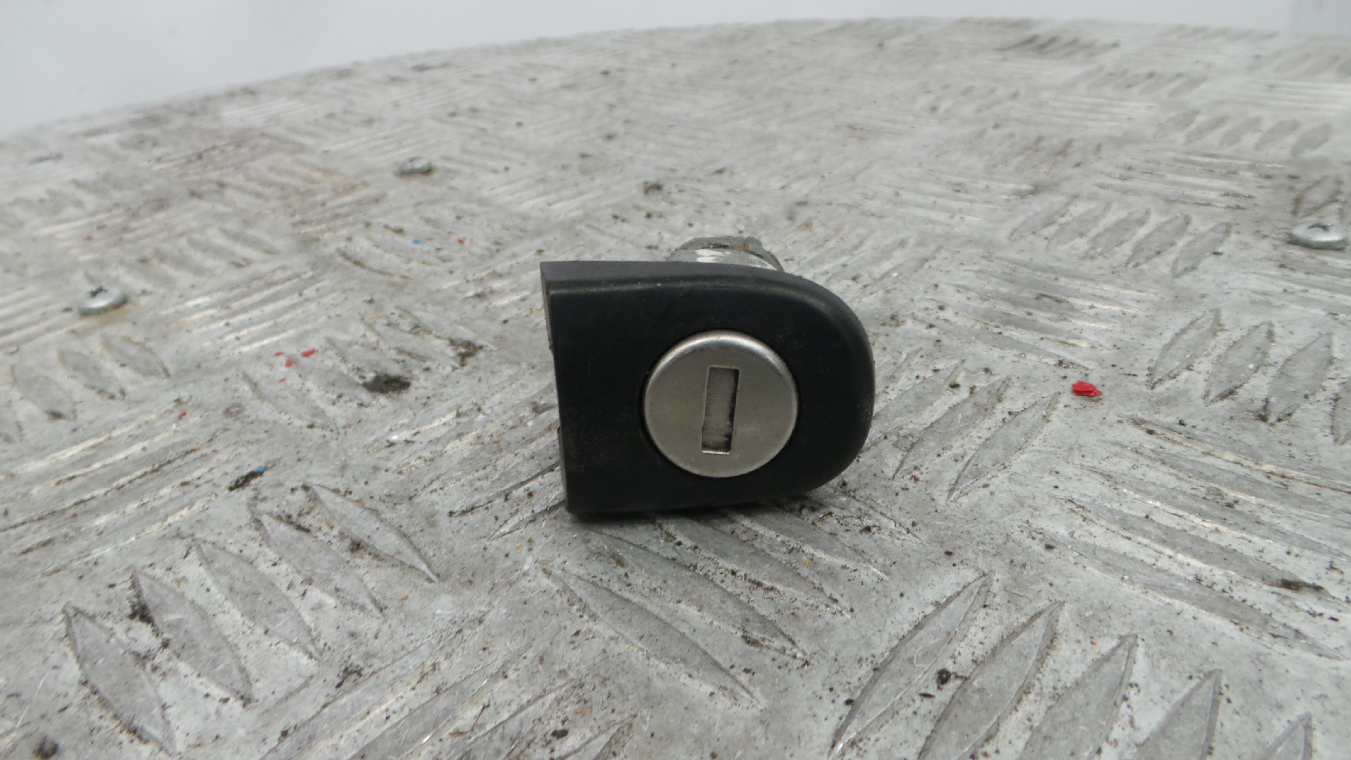 Canhão De Fechadura 1J0637167C - VW BORA I (1J2)-36422135 Canhão De Fechadura 1J0637167C - VW BORA I (1J2)-36422135