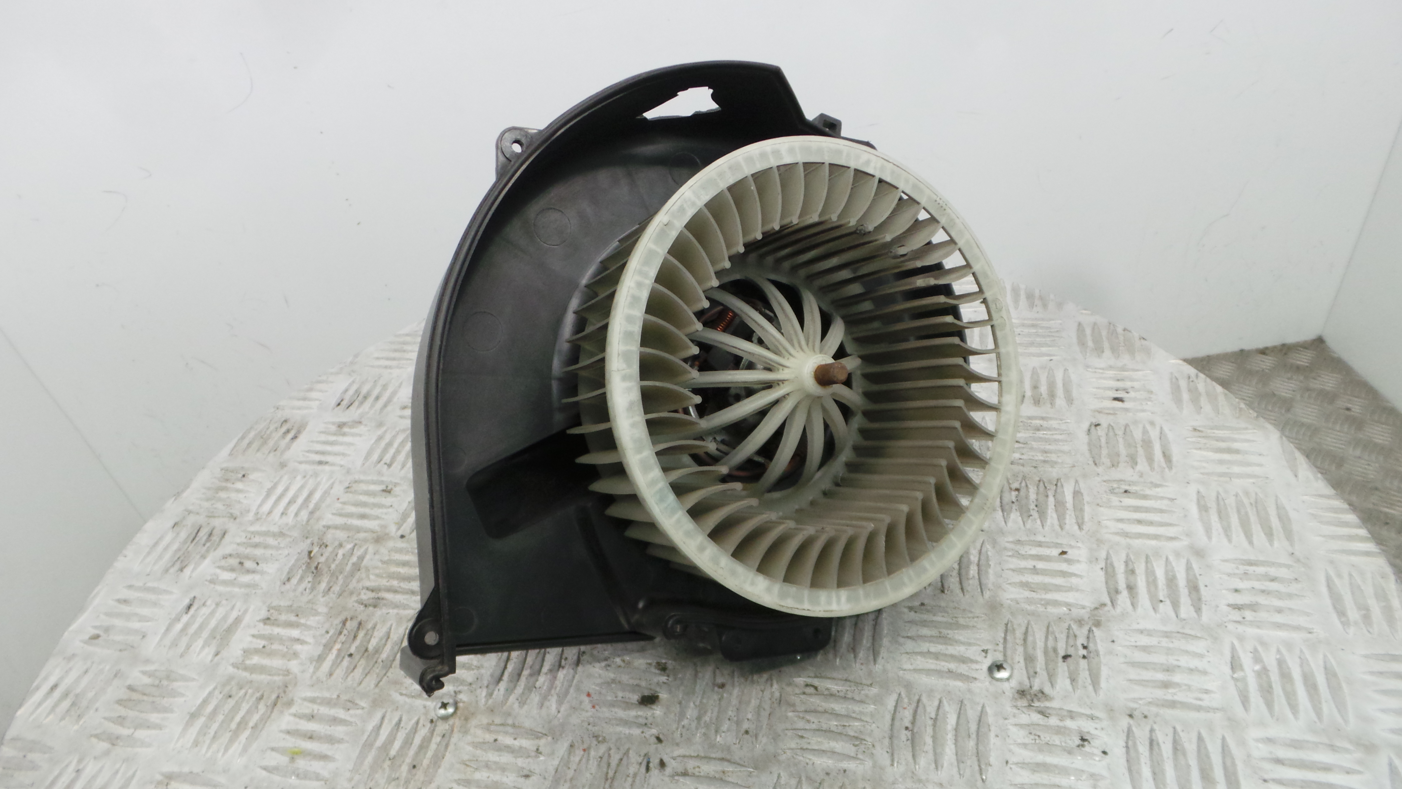 Motor da Chauffage / Motor de Sofagem 6Q1819015J - SEAT IBIZA IV (6J5, 6P1), IBIZA Mk IV (6J5, 6P1)-36422262 Motor da Chauffage / Motor de Sofagem 6Q1819015J - SEAT IBIZA IV (6J5, 6P1), IBIZA Mk IV (6J5, 6P1)-36422262