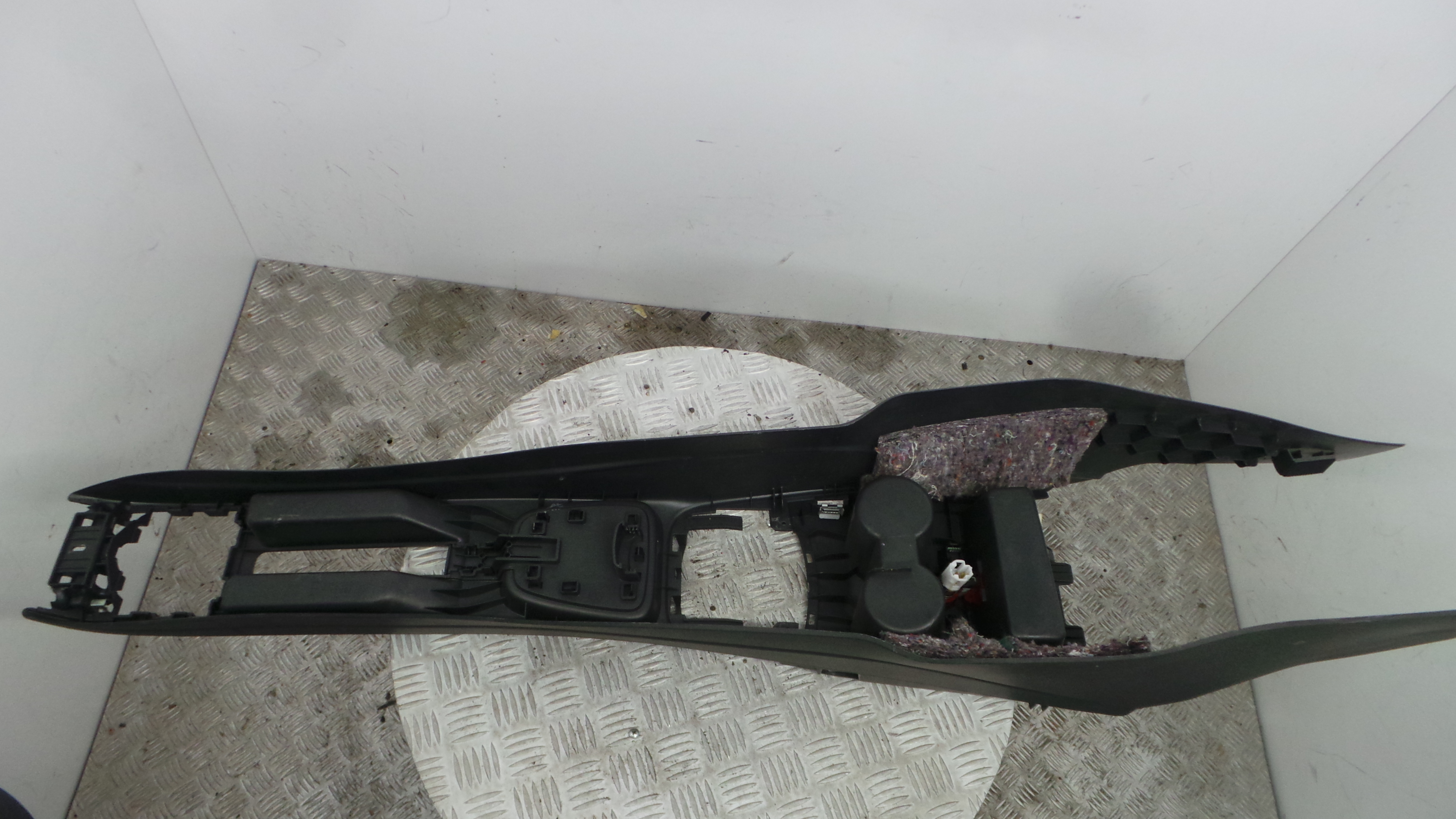 Apoio de Braço Central 6R0863241J - VW POLO V (6R1, 6C1)-36424990