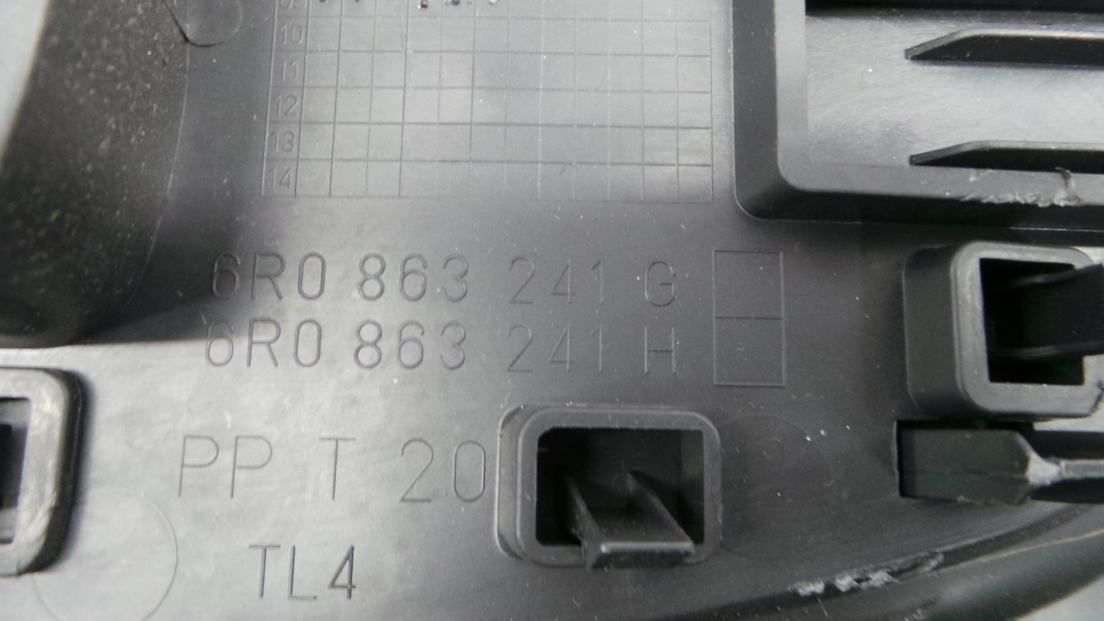 Apoio de Braço Central 6R0863241J - VW POLO V (6R1, 6C1)-36424990