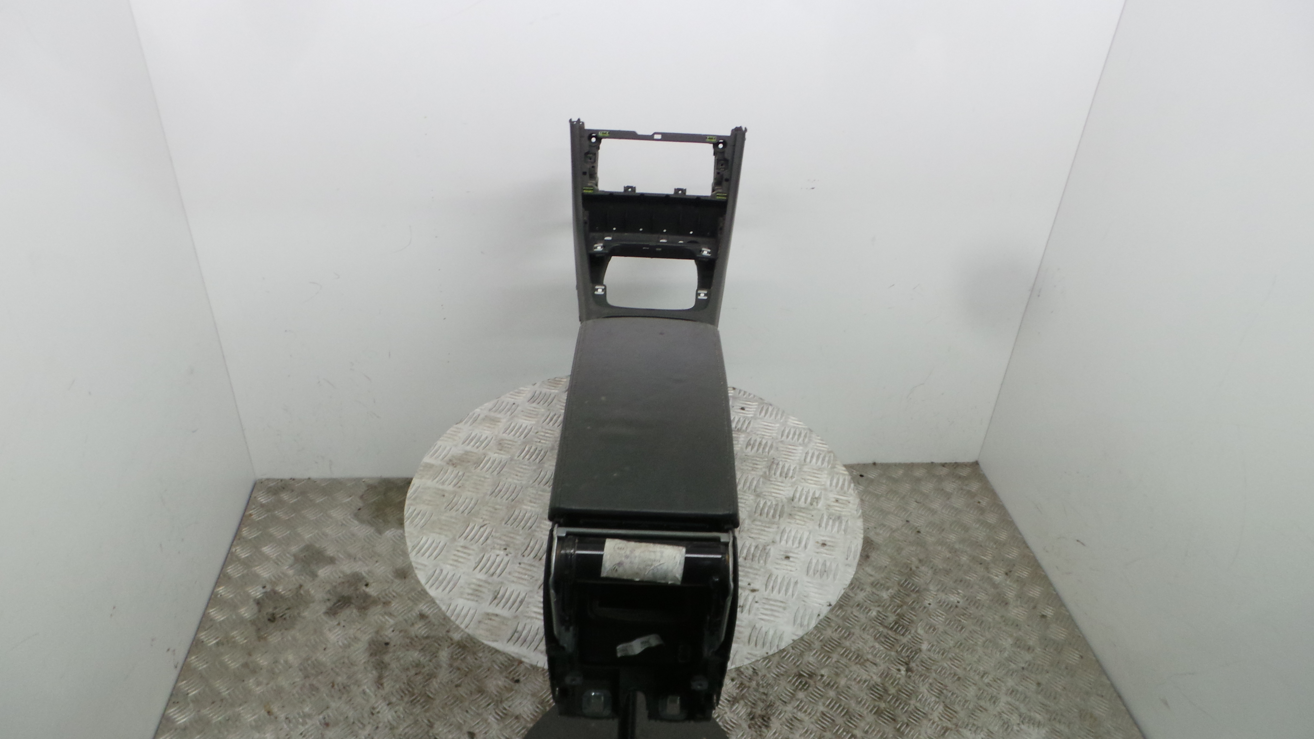 Apoio de Braço Central 3C1863241CG - VW PASSAT CC B6 (357)-36425003