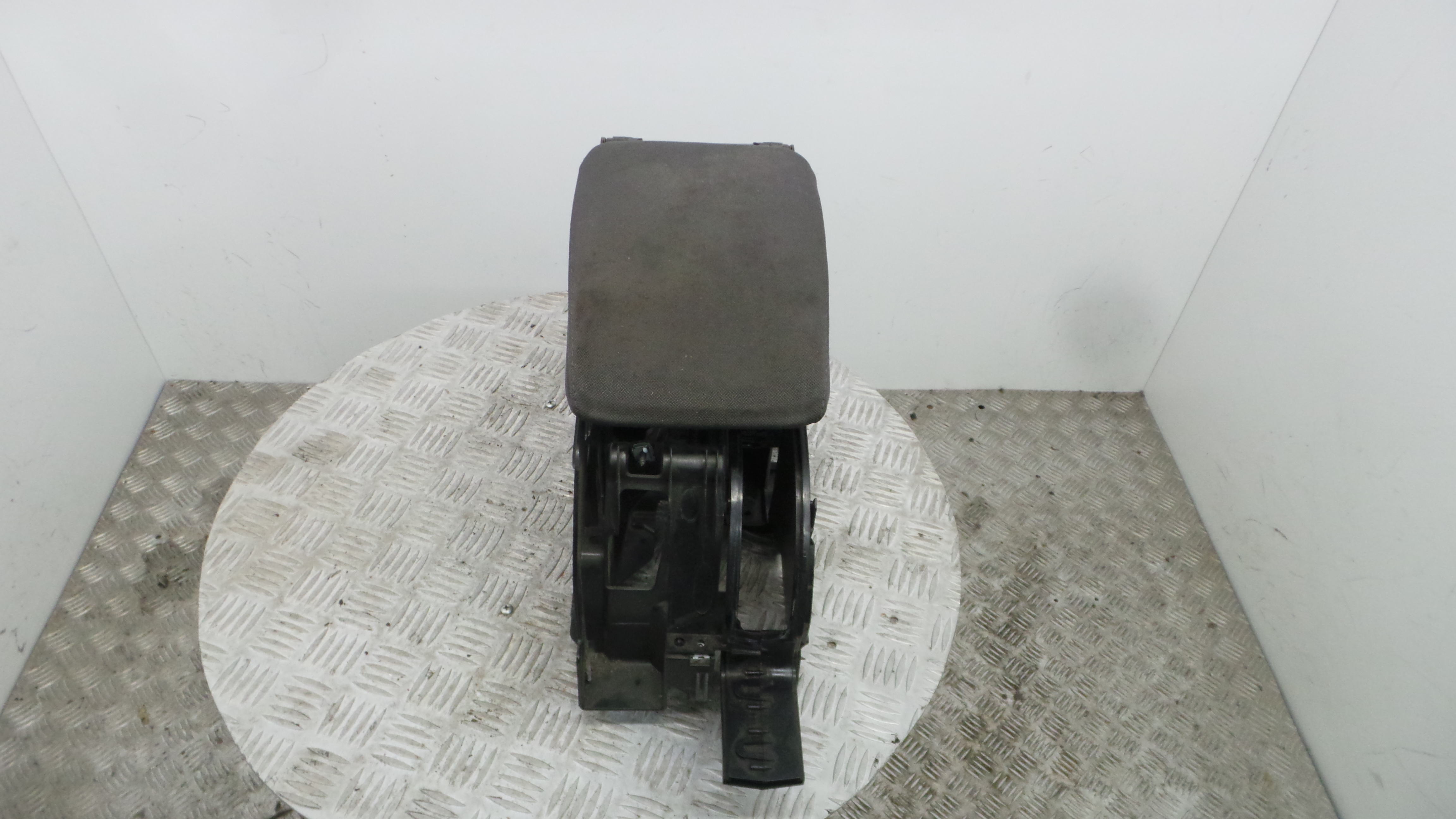Apoio de Braço 1K0864207C - VW GOLF V (1K1)-36425046