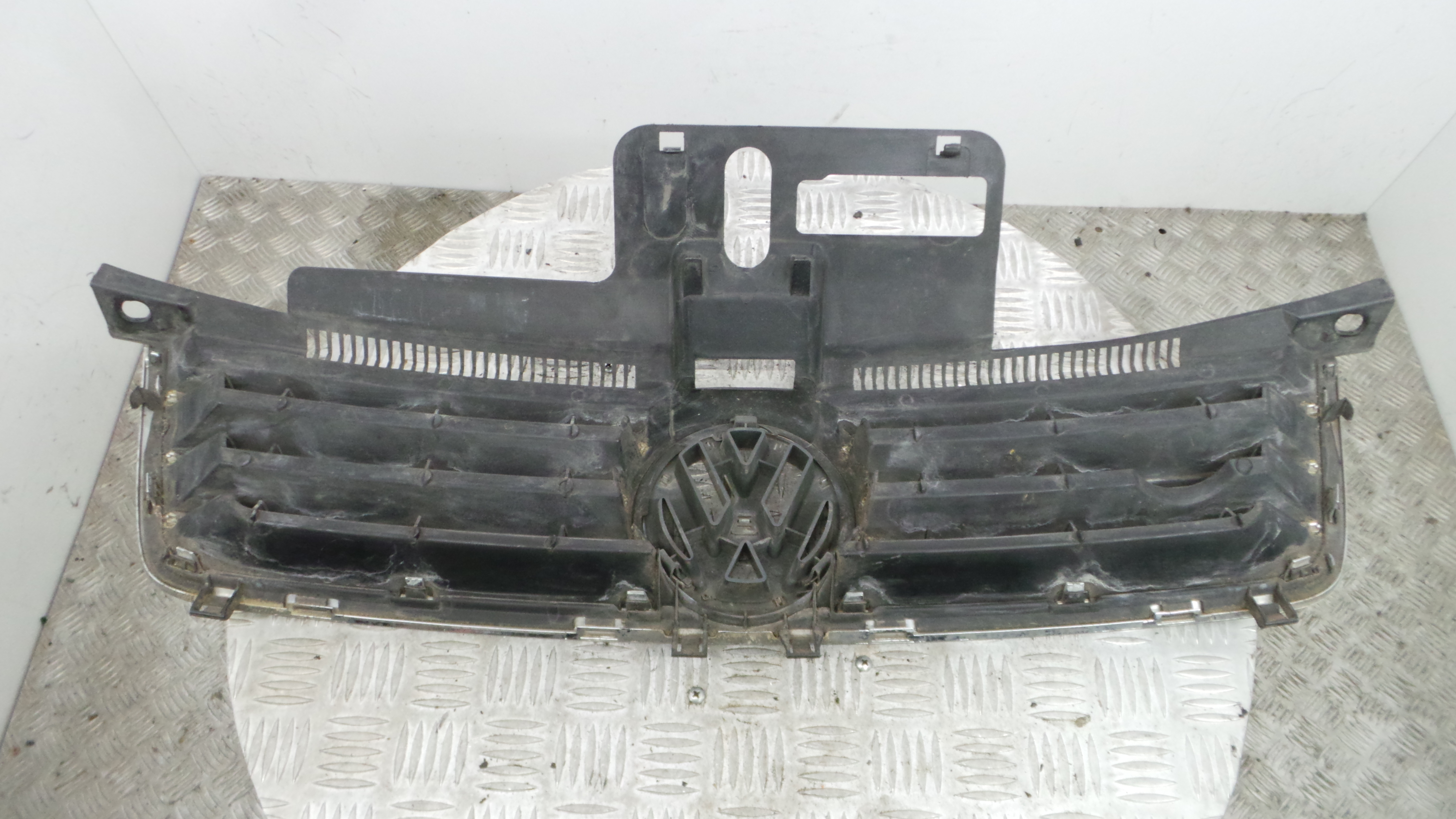 Grelha da Frente 6Q0853651D - VW POLO (9N_, 9A_)-36425080