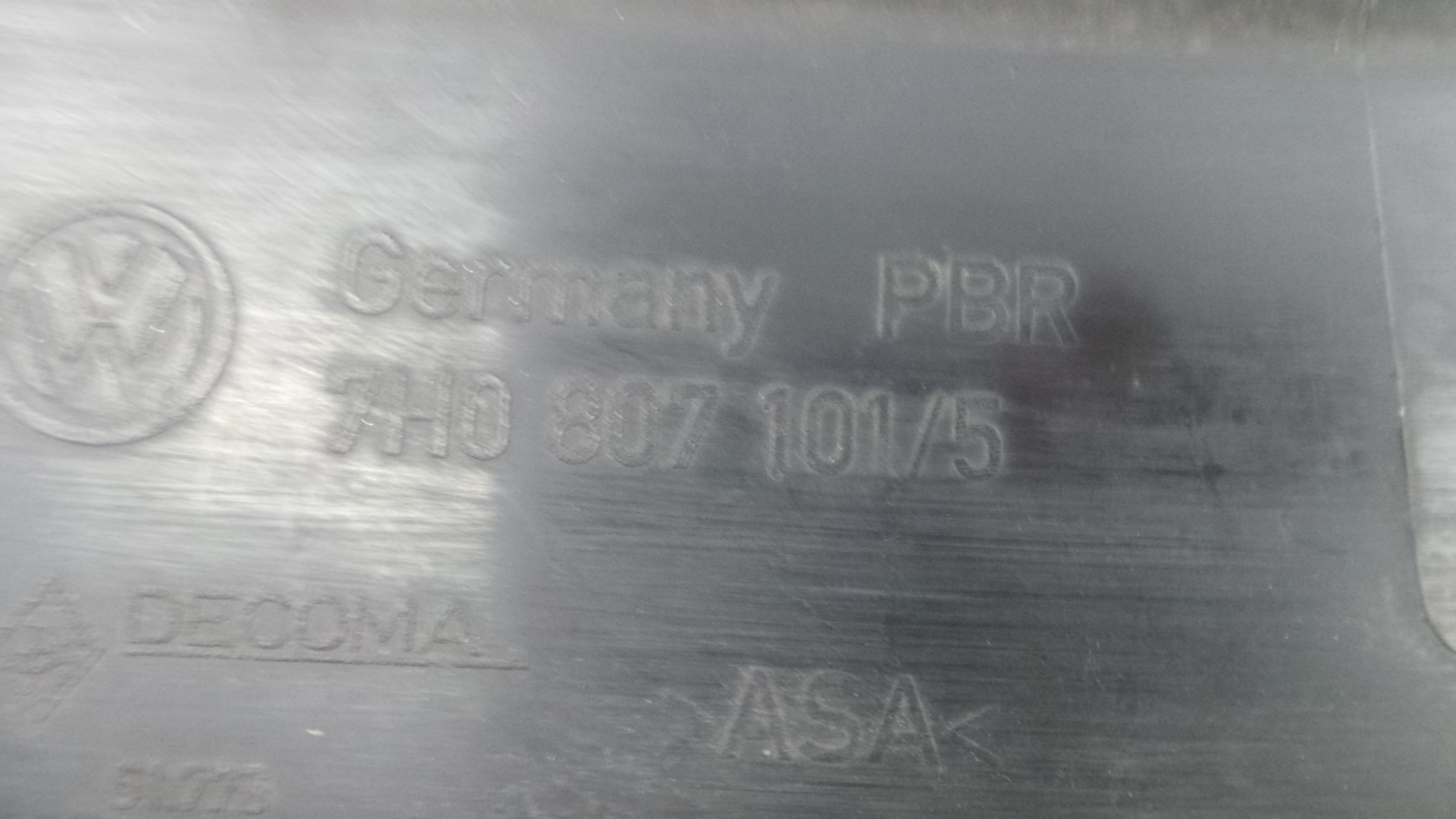 Grelha da Frente 7H0807101 - VW TRANSPORTER Mk V Caixa (7HA, 7HH, 7EA, 7EH), TRANSPORTER T5 Caixa (7-36425088