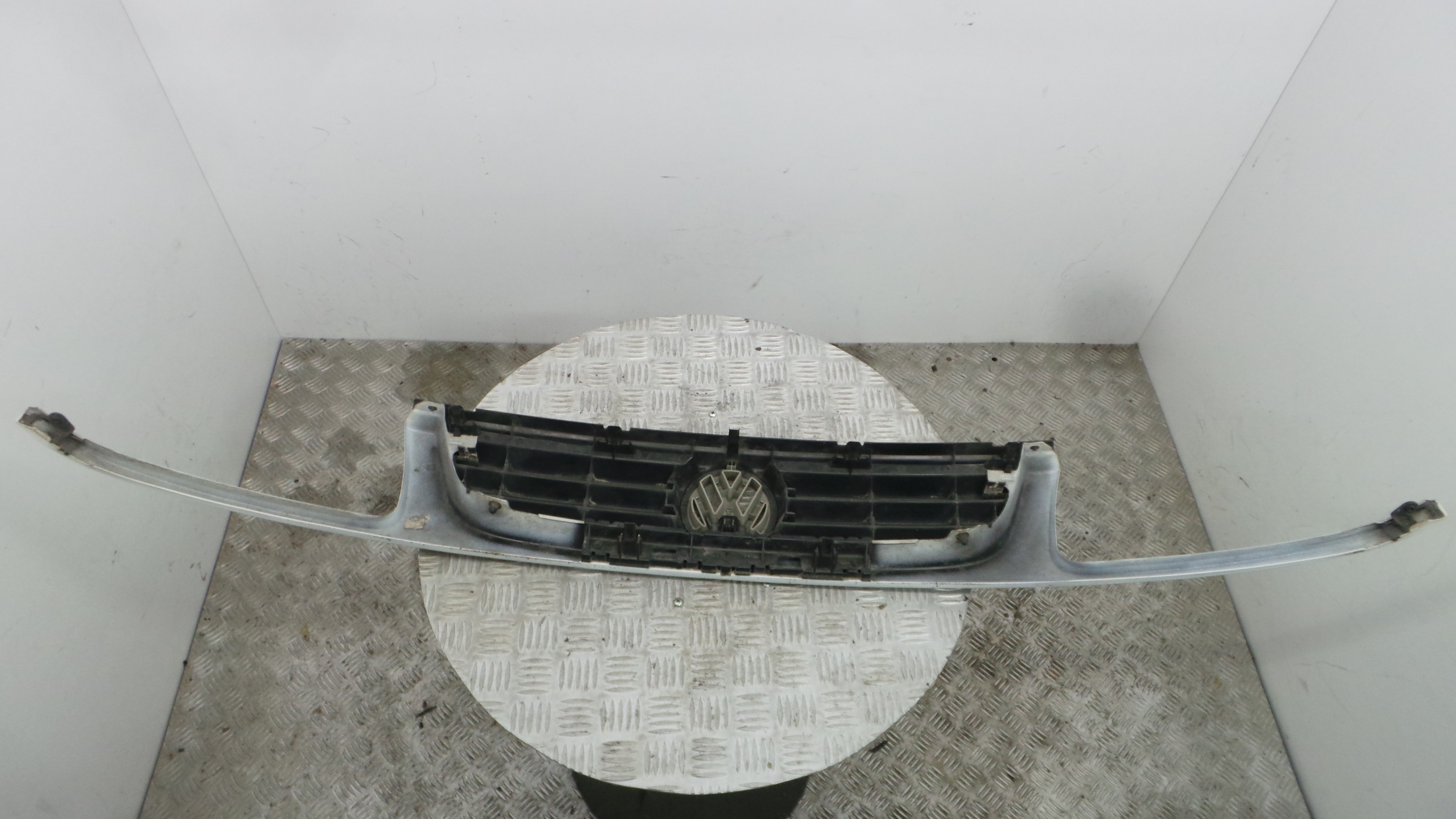 Grelha da Frente 6N0853618 - VW POLO III (6N1)-36425092