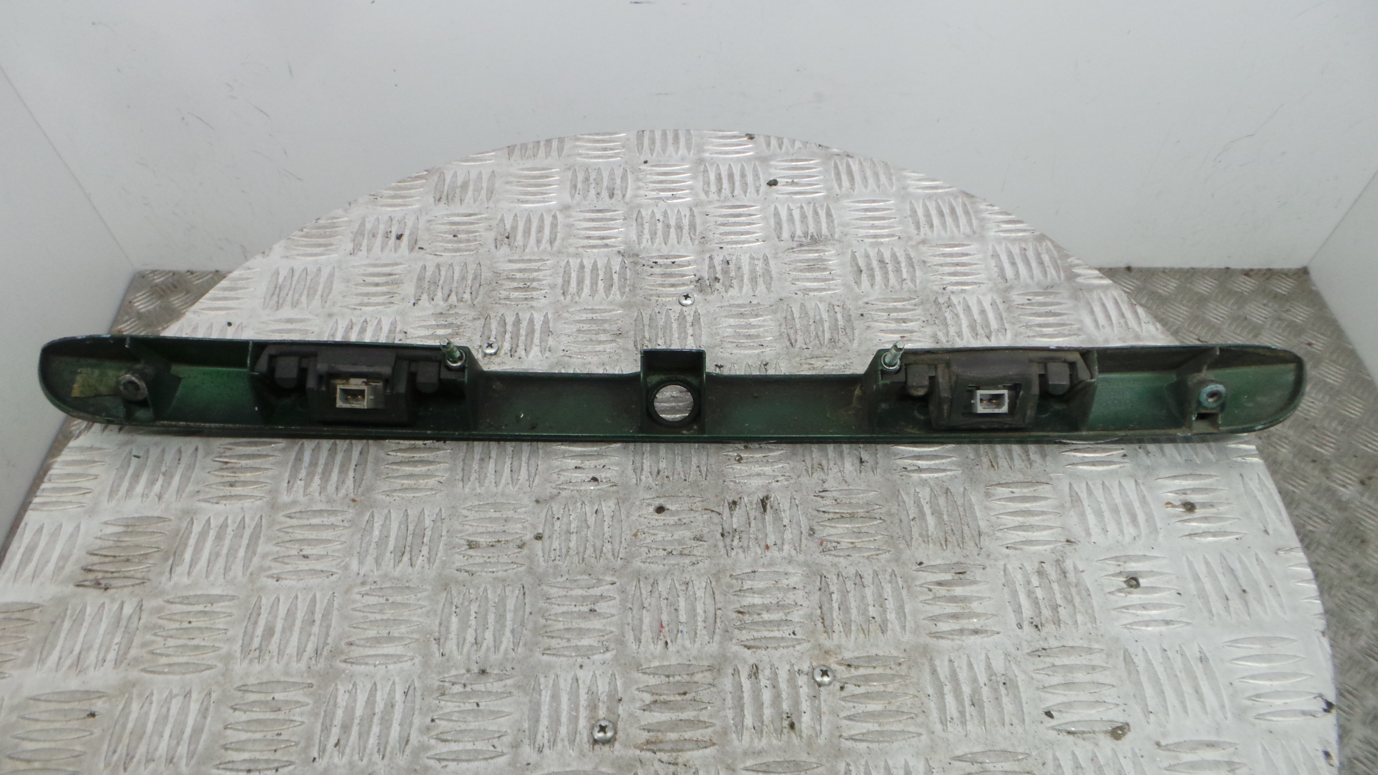 Puxador Exterior da Tampa da Mala 8D9827574 - AUDI A3 (8L1)-36425348