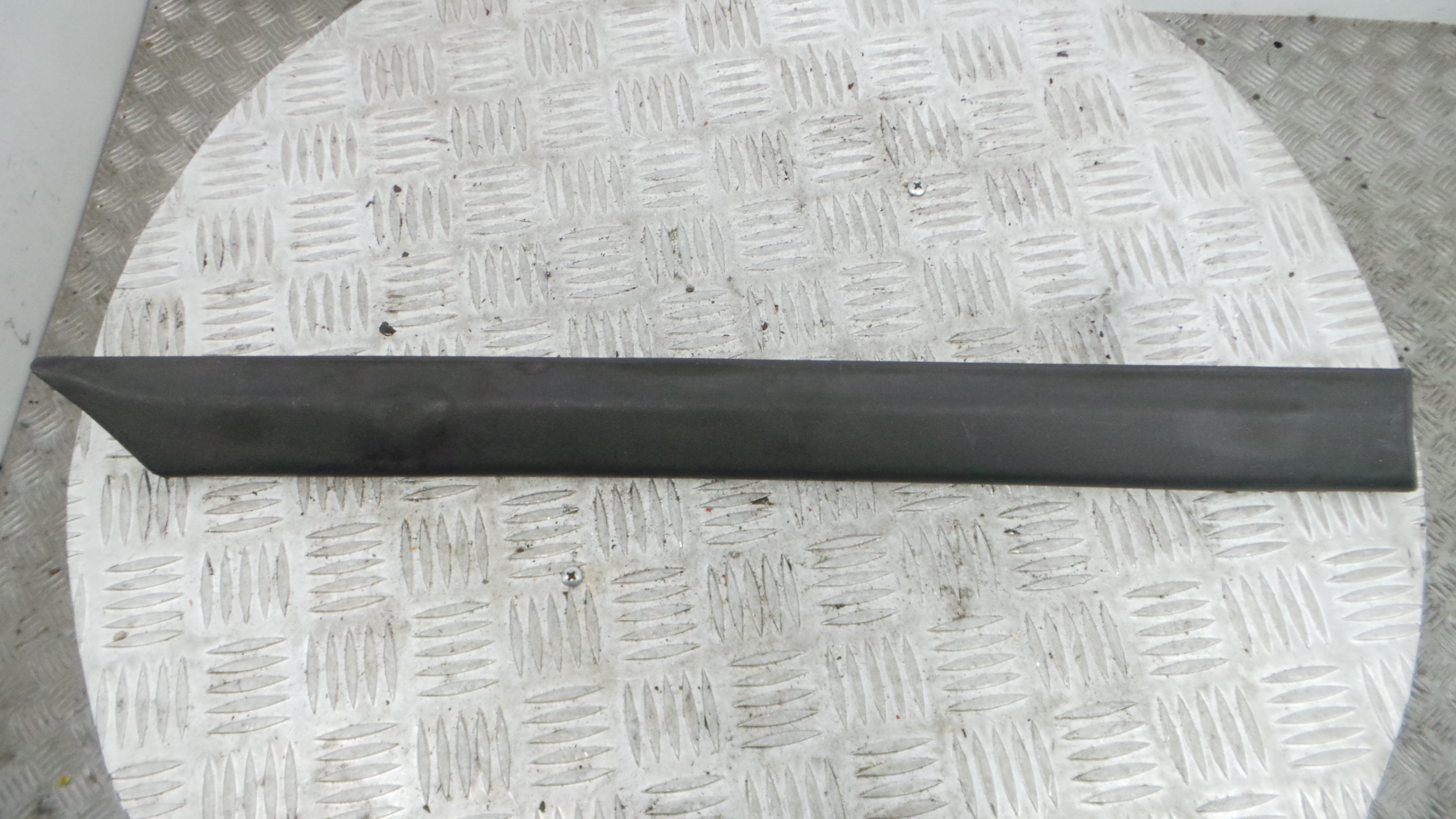 Friso Porta 1H3853536 - VW GOLF III (1H1), GOLF Mk III (1H1)-36425382