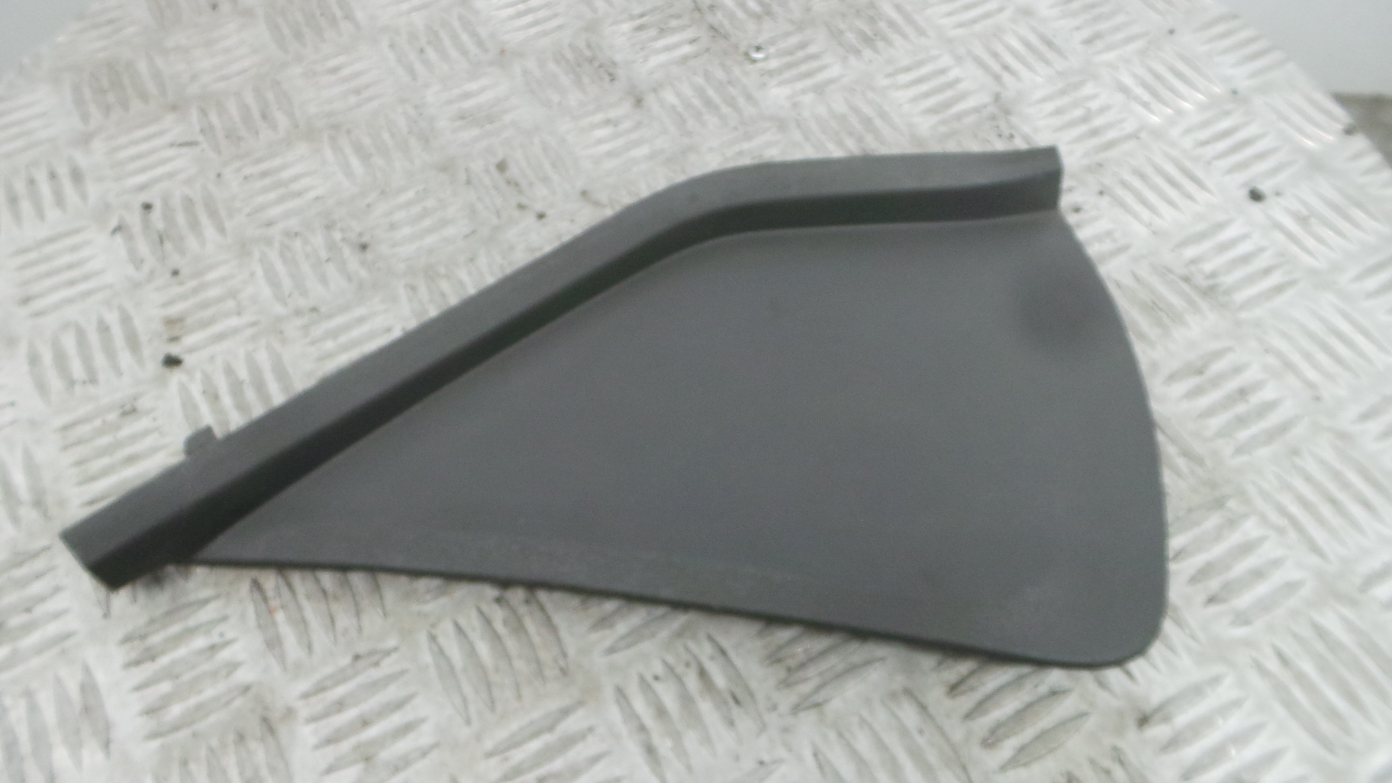 Friso Tablier 6J0857085 - SEAT IBIZA IV (6J5, 6P1), IBIZA Mk IV (6J5, 6P1)-36425385