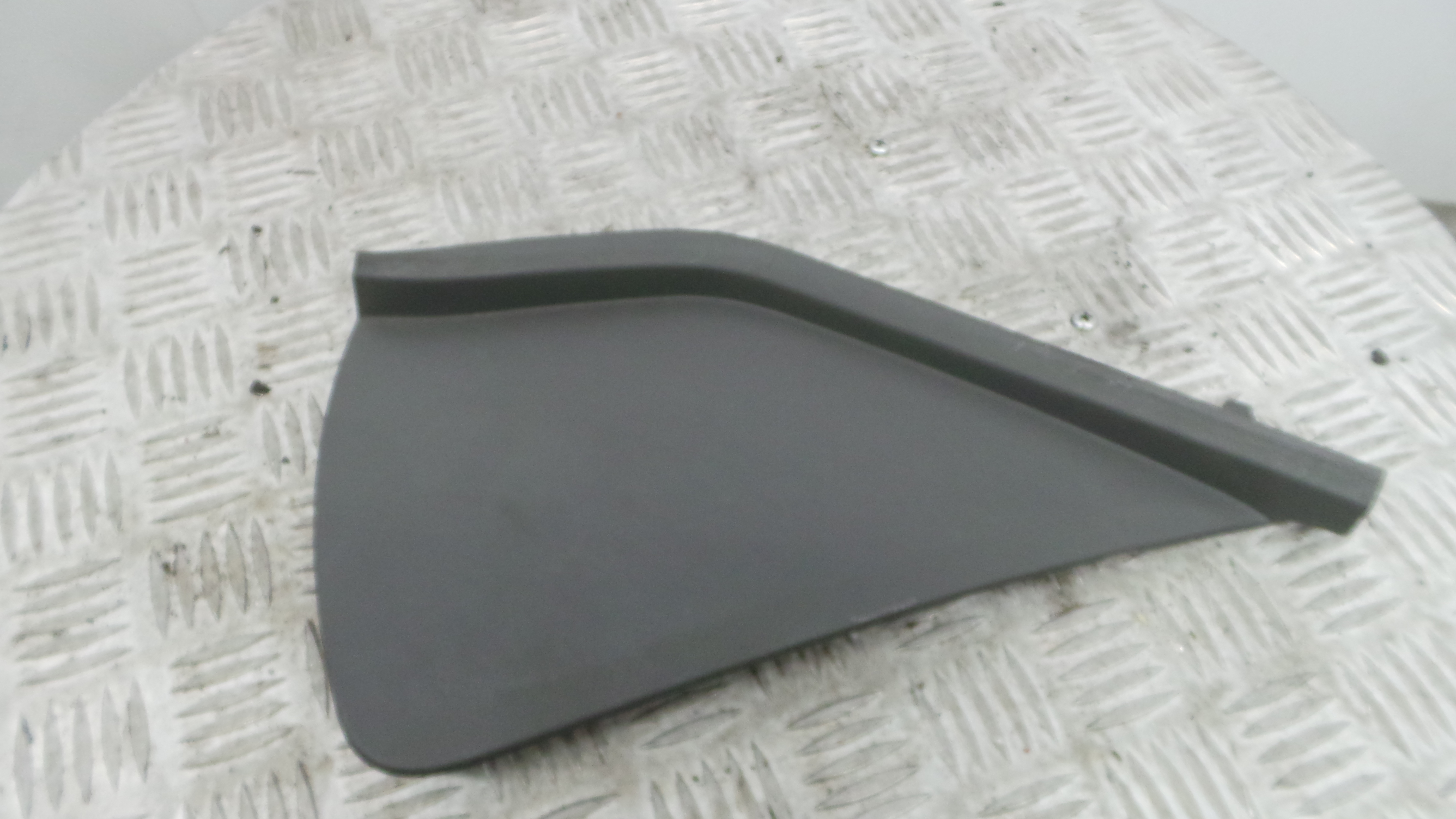 Friso Tablier 6J0857086 - SEAT IBIZA IV (6J5, 6P1), IBIZA Mk IV (6J5, 6P1)-36425388