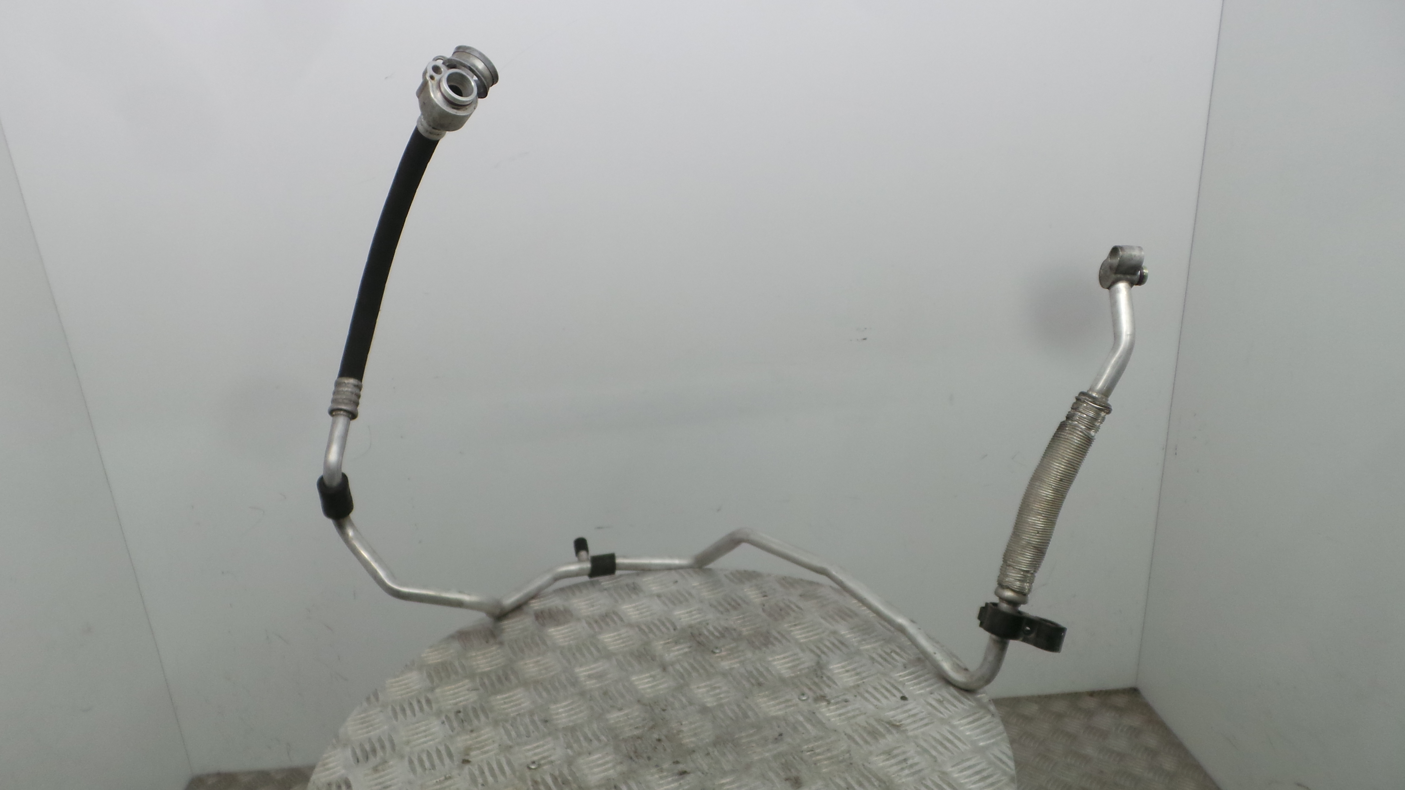 Tubo Ar Condicionado 1K0820743CC - VW GOLF V (1K1)-36430895