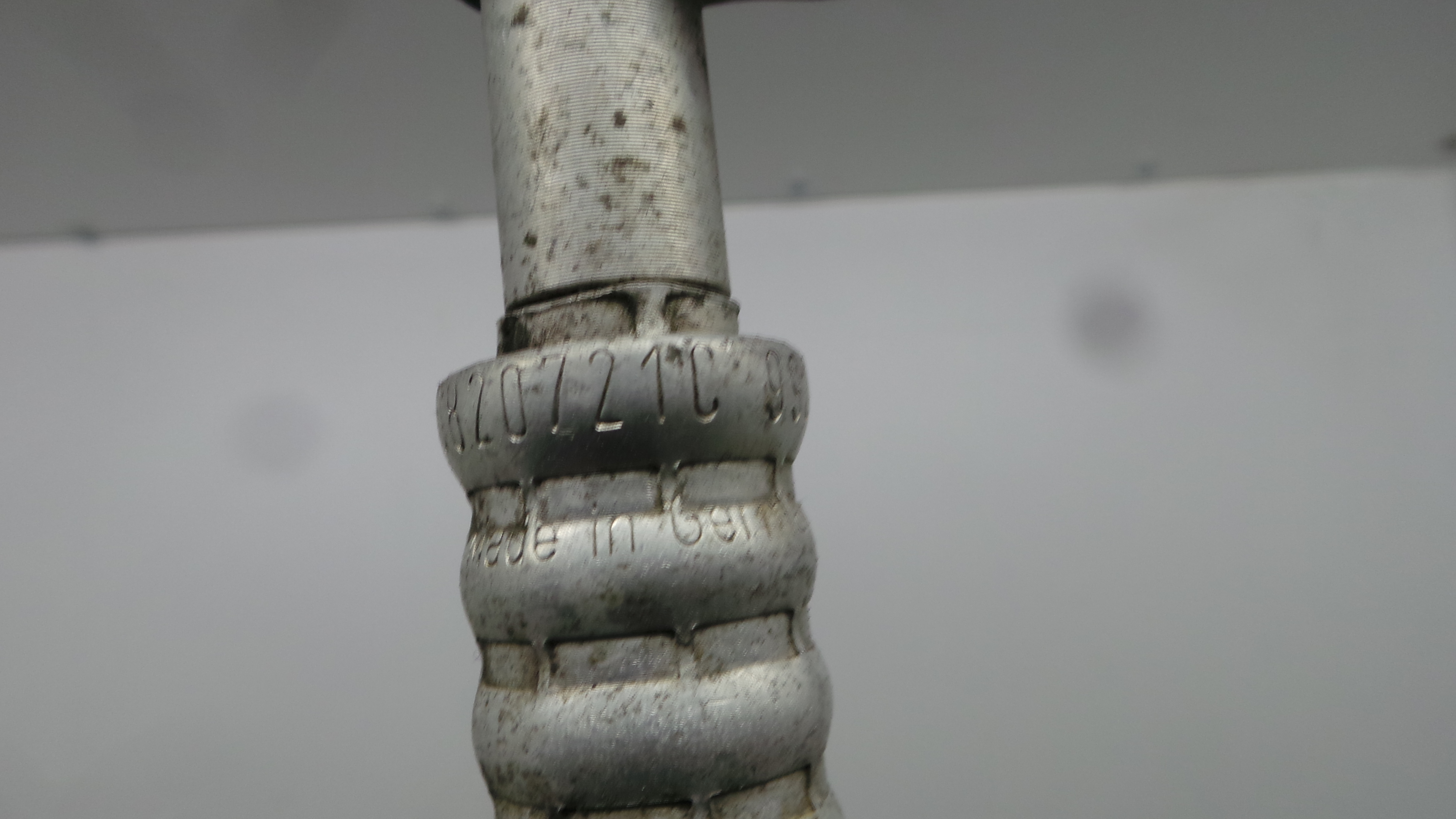 Tubo Ar Condicionado 1J0820721C - VW GOLF IV (1J1), GOLF Mk IV (1J1)-36430921