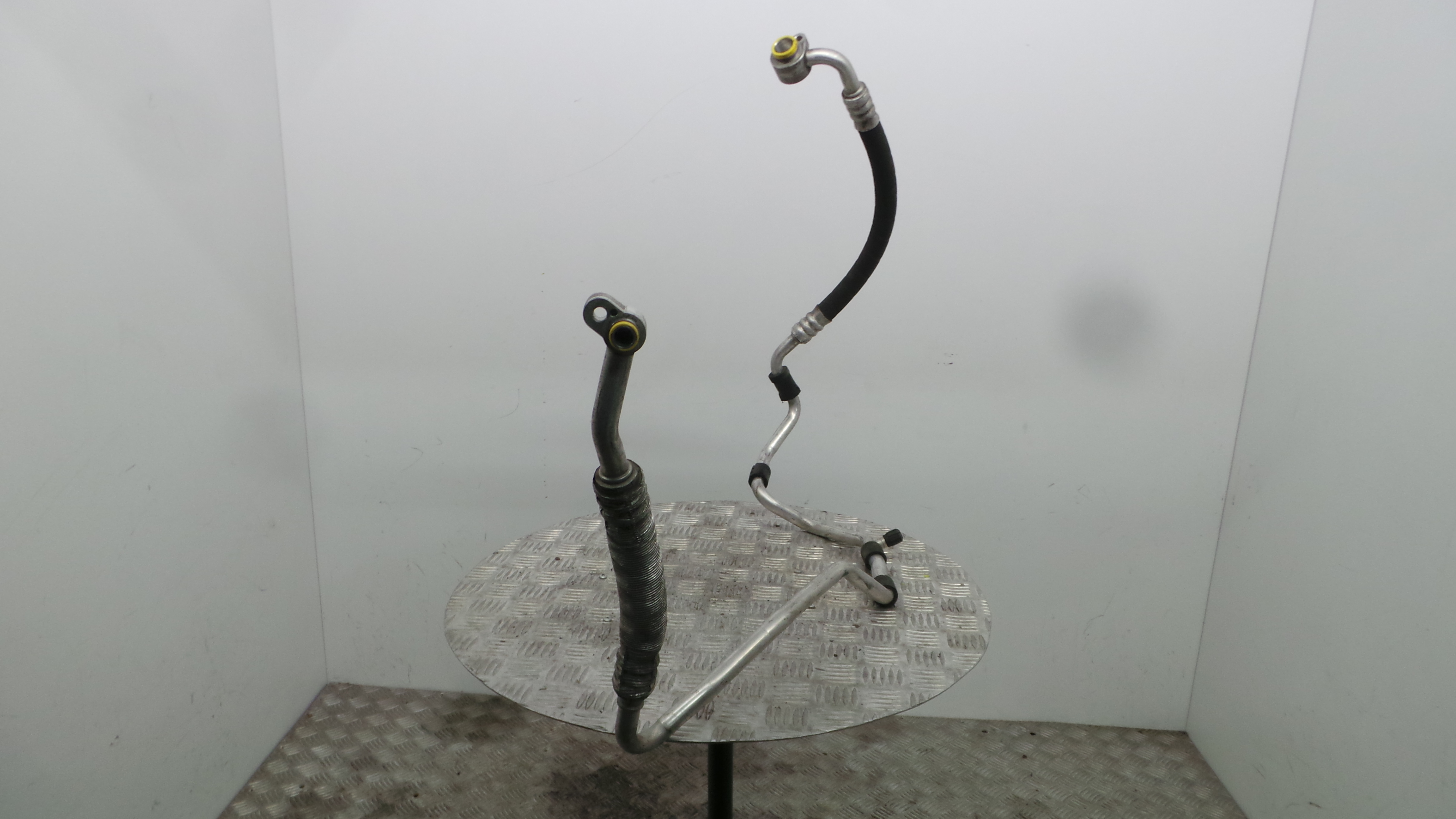 Tubo Ar Condicionado 1K0820743BK - SEAT LEON (1P1)-36430943