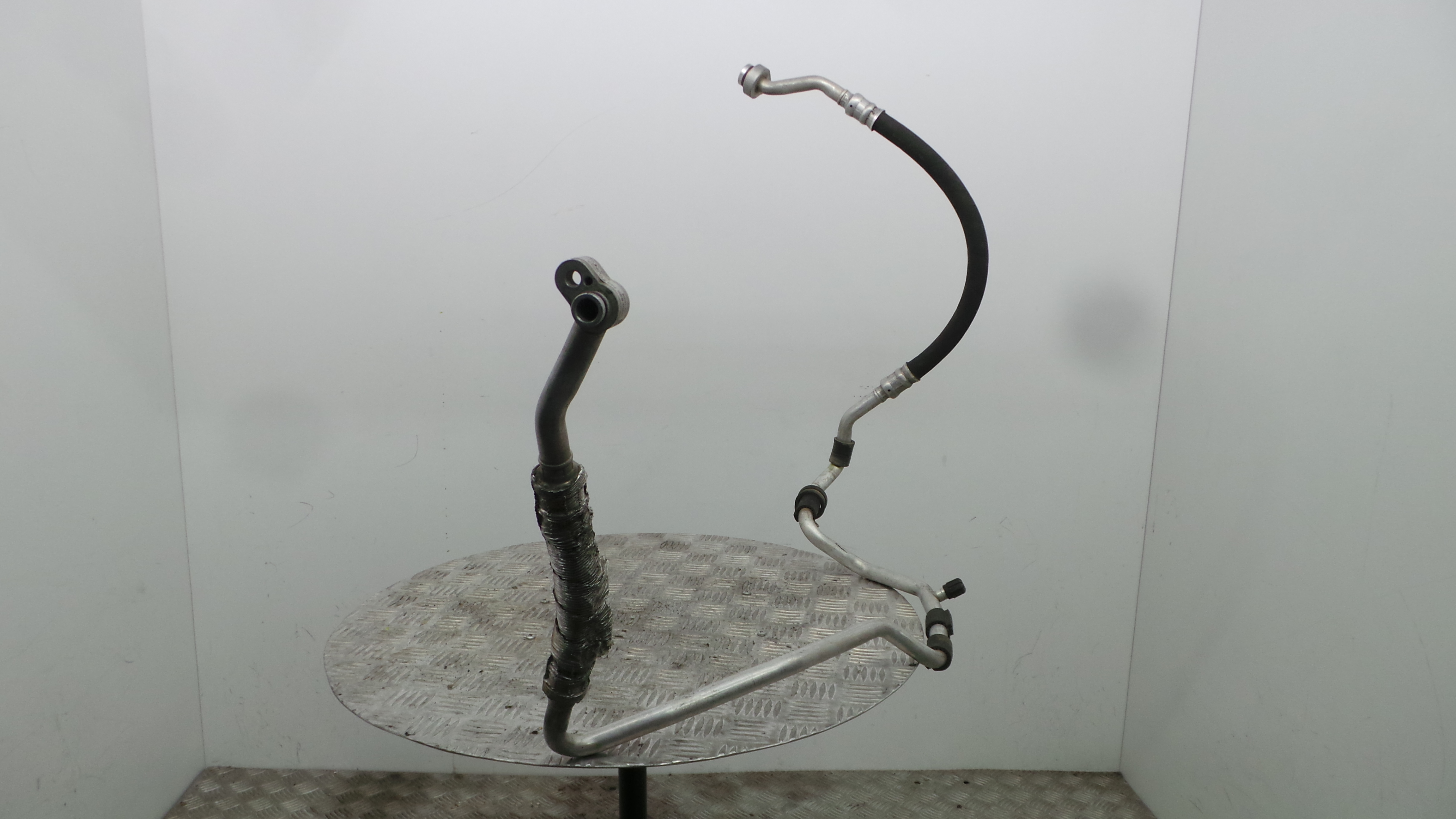 Tubo Ar Condicionado 1K0820743FD - AUDI A3 (8P1)-36431015