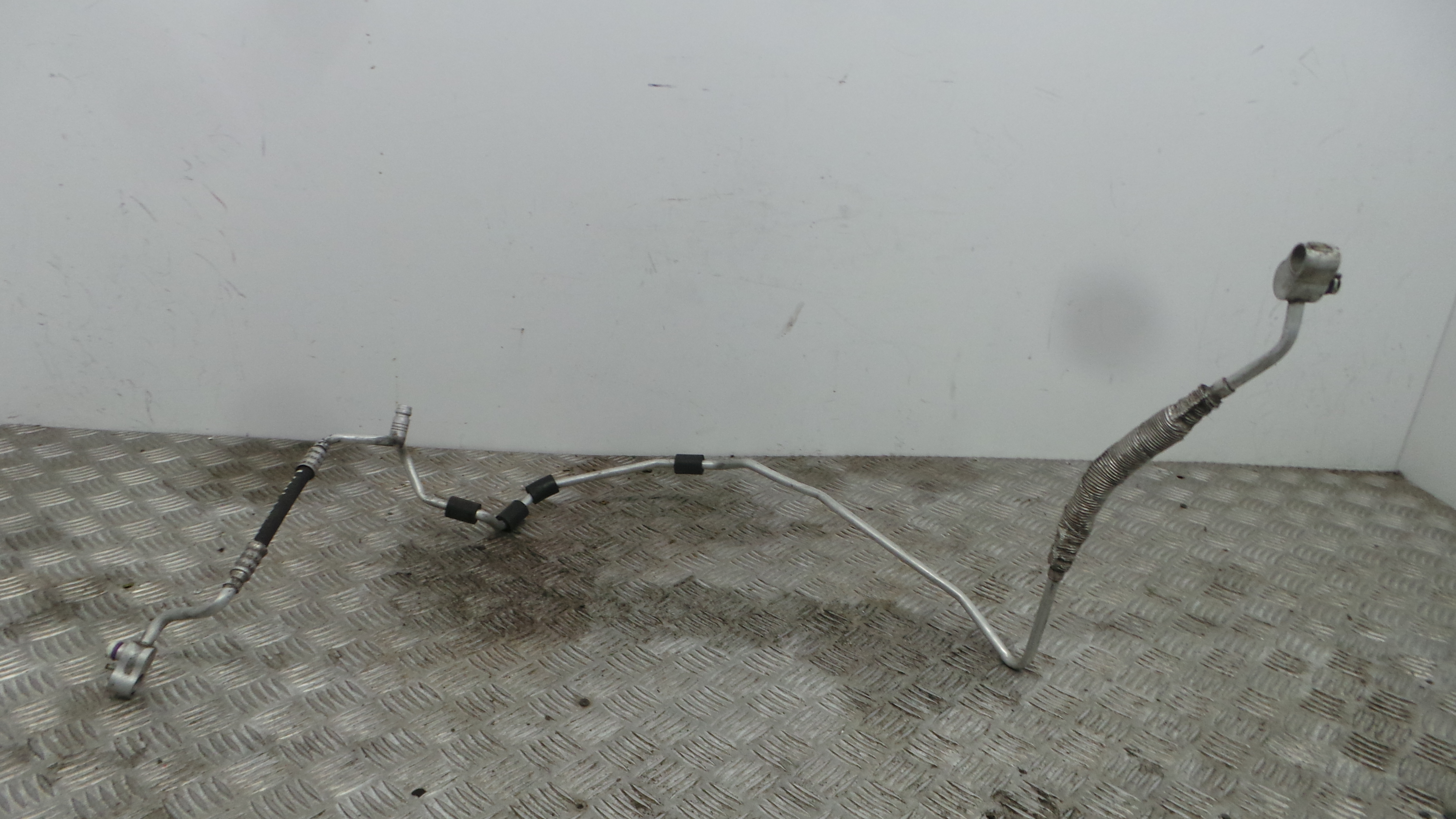 Tubo Ar Condicionado 1K0820741AD - SEAT LEON (1P1)-36431034