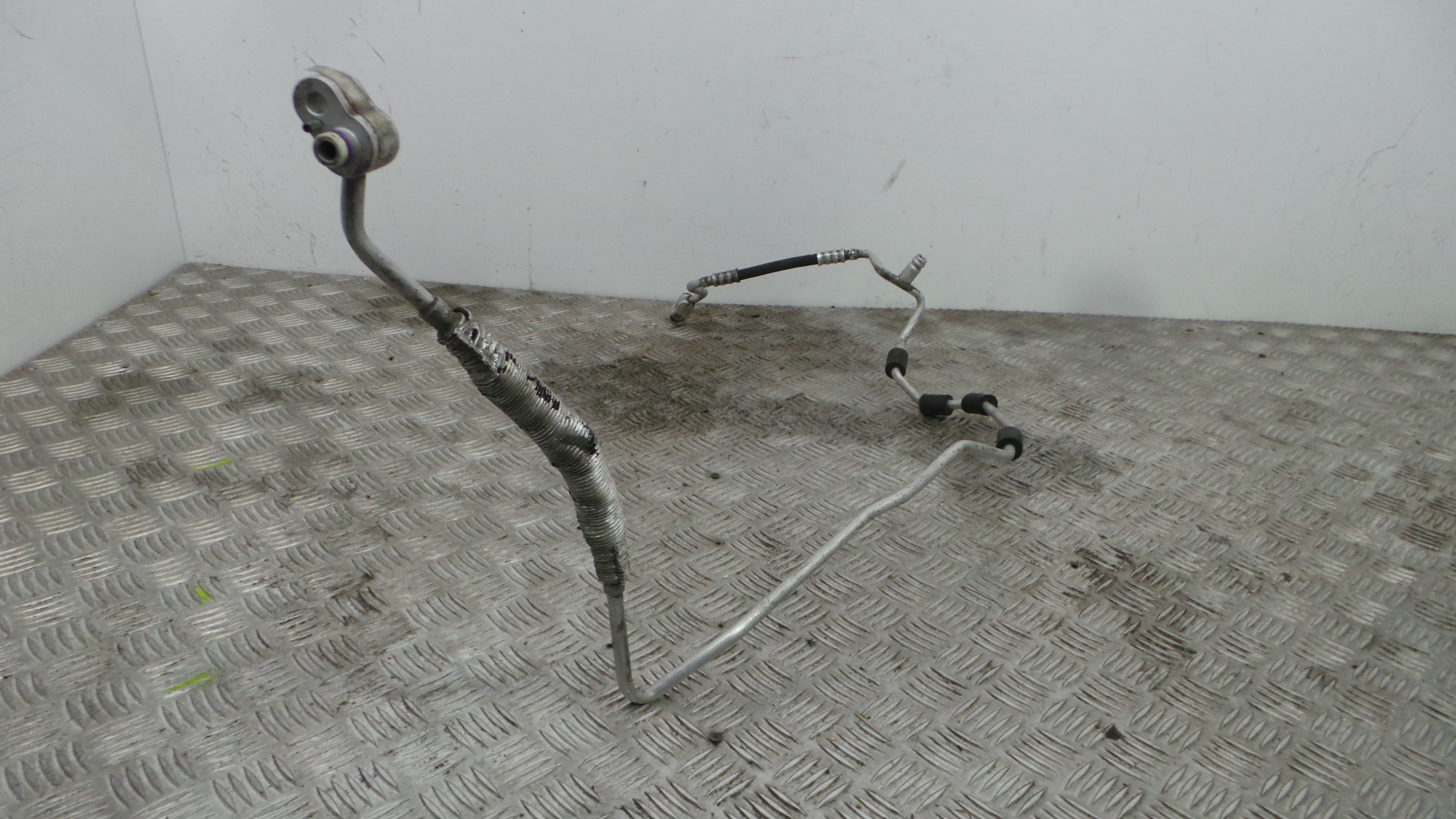 Tubo Ar Condicionado 1K0820741AD - SEAT LEON (1P1)-36431034