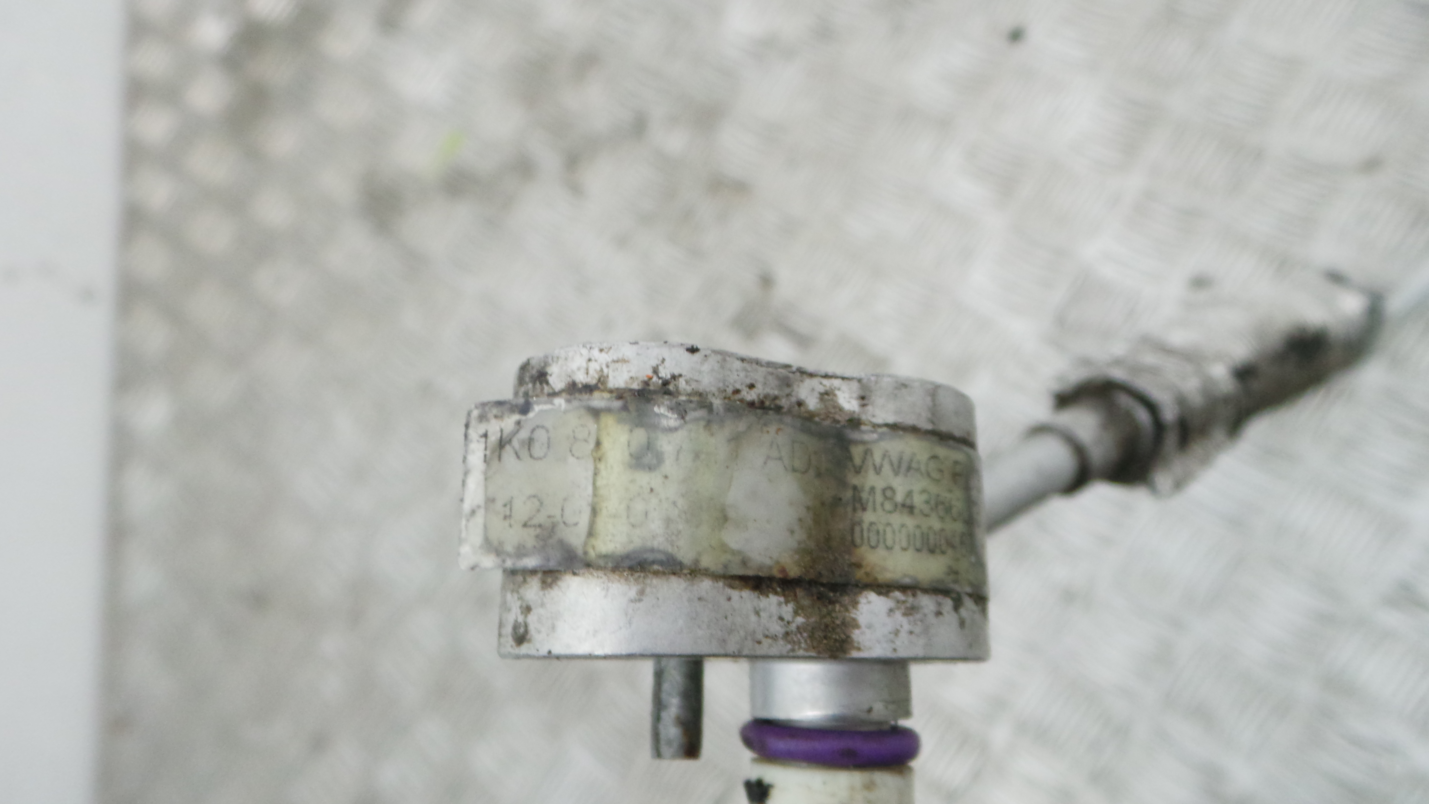 Tubo Ar Condicionado 1K0820741AD - SEAT LEON (1P1)-36431034