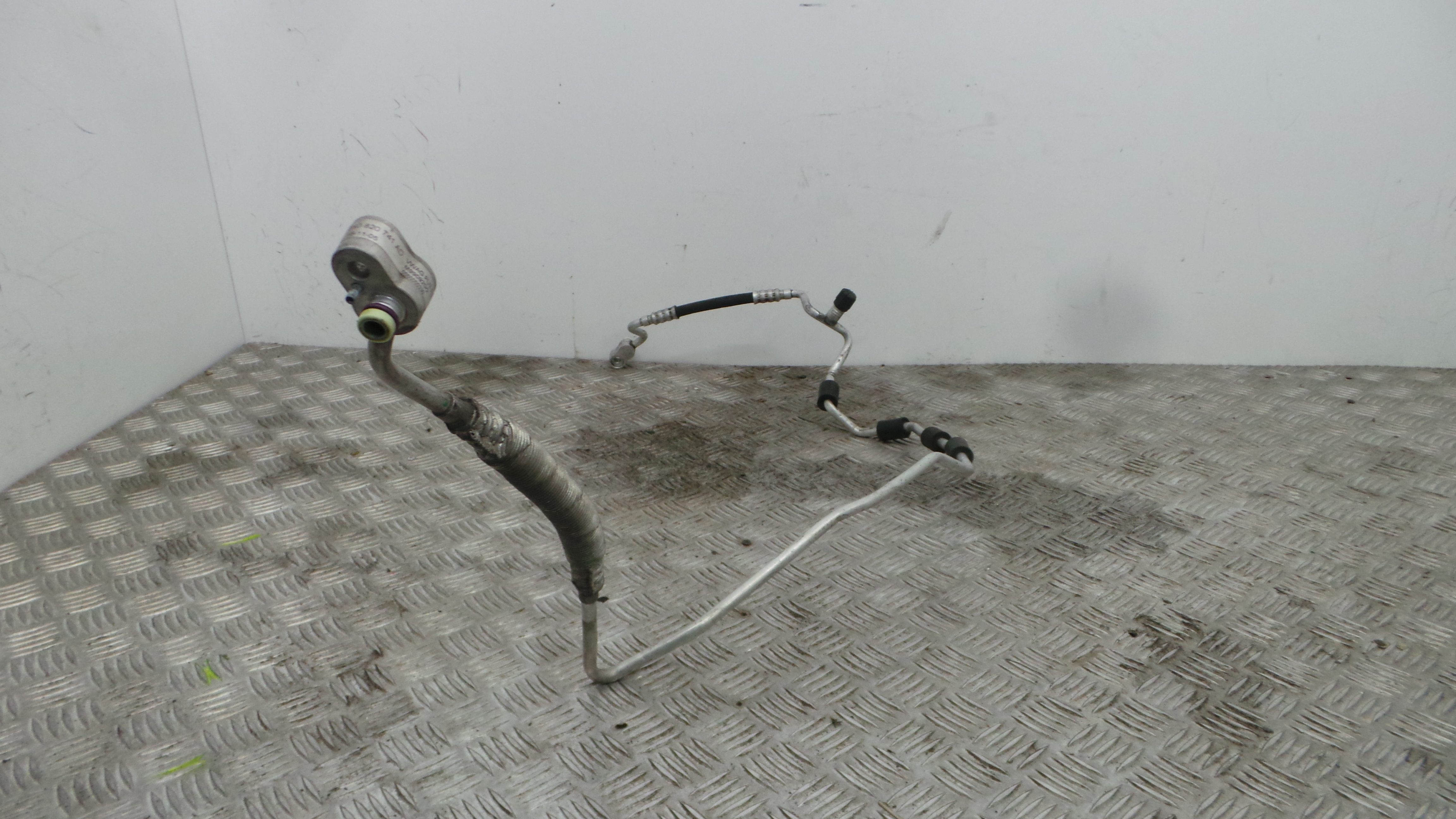 Tubo Ar Condicionado 1K0820741AD - SEAT LEON (1P1)-36431039