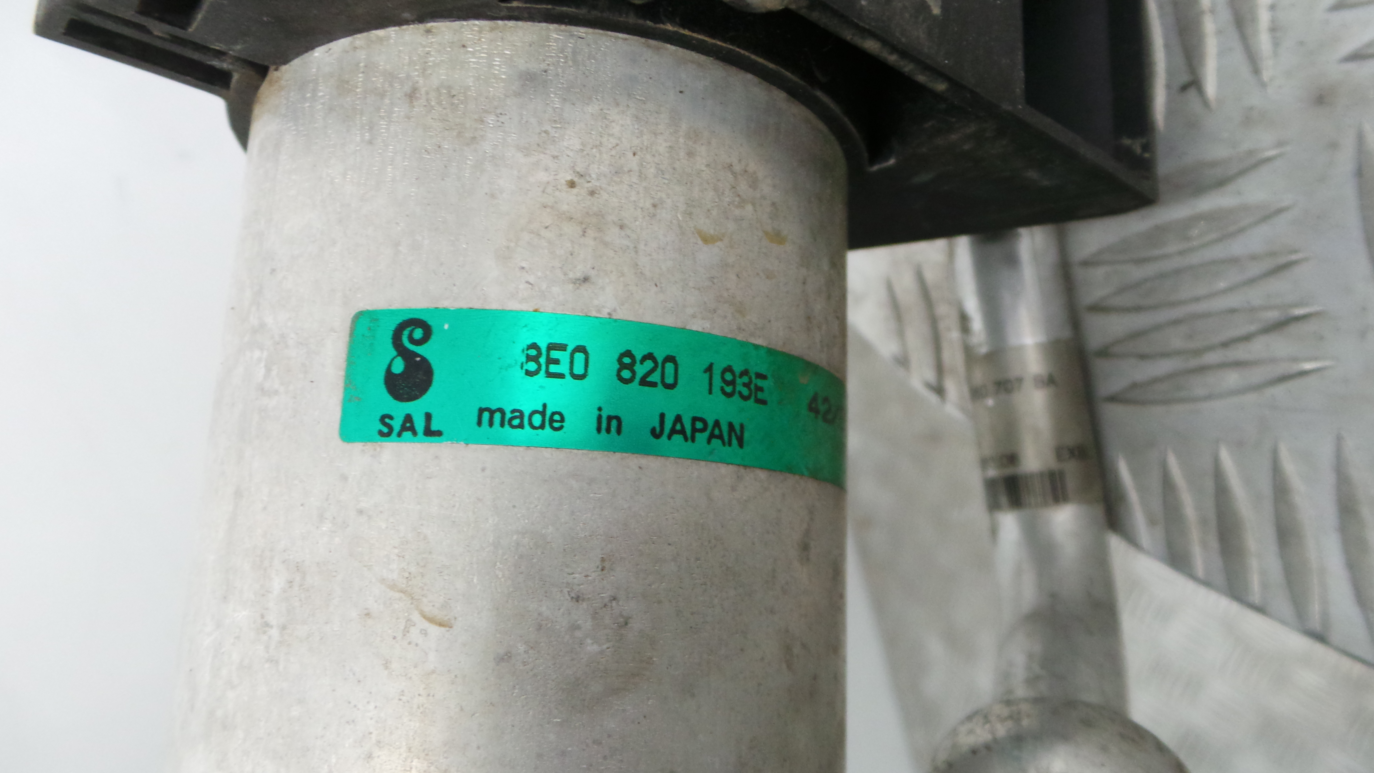 Tubo Ar Condicionado 8E0260707BA - AUDI A4 B6 (8E2)-36431067