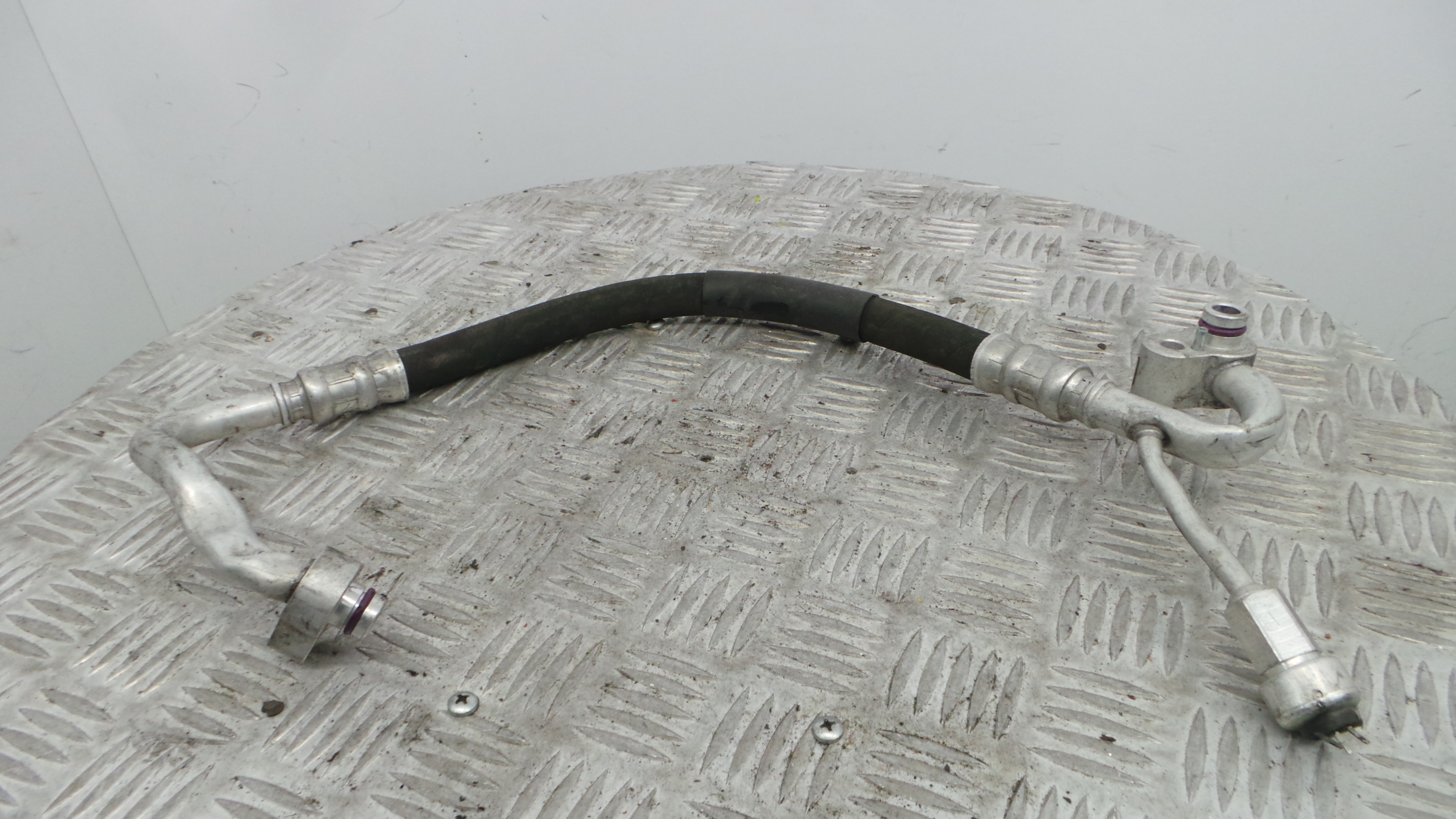 Tubo Ar Condicionado 1K0820721CA - VW GOLF VI (5K1)-36431081