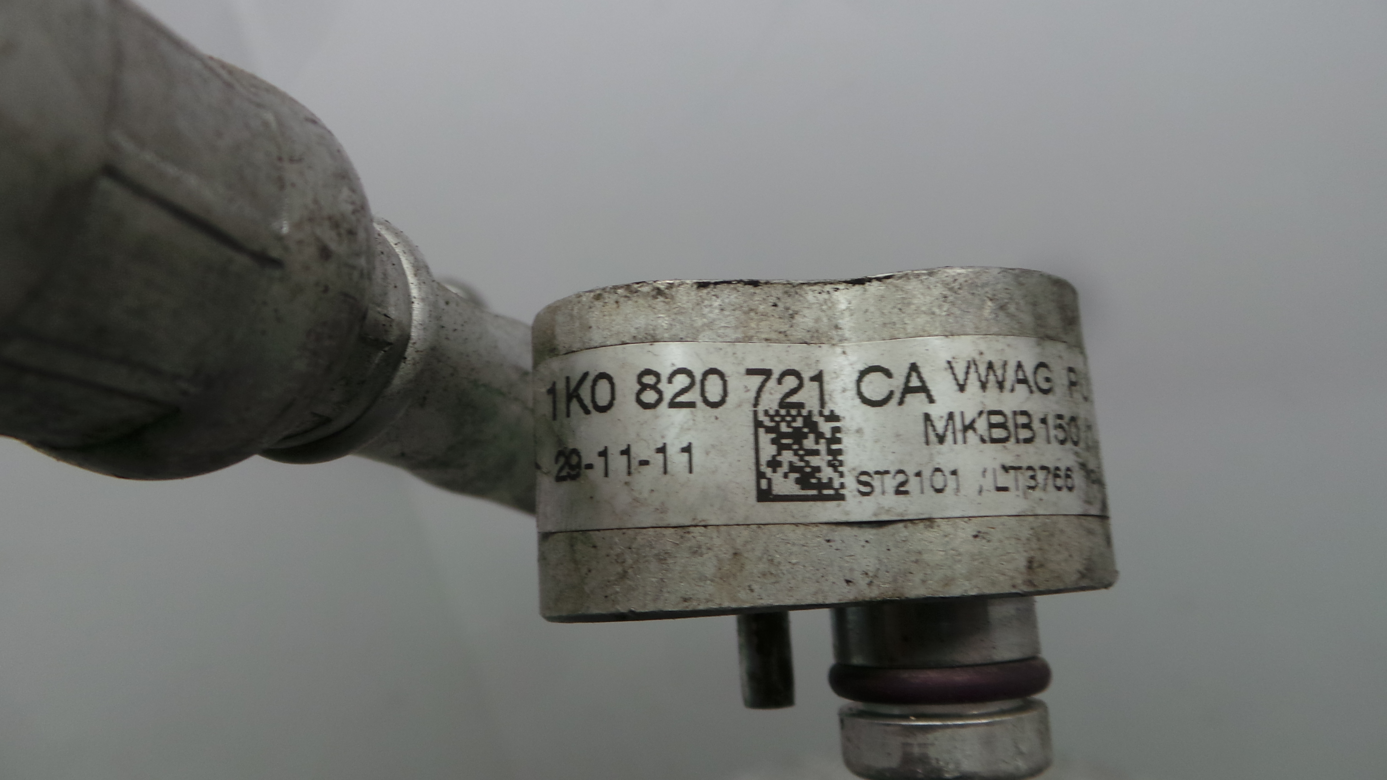 Tubo Ar Condicionado 1K0820721CA - VW GOLF VI (5K1)-36431081