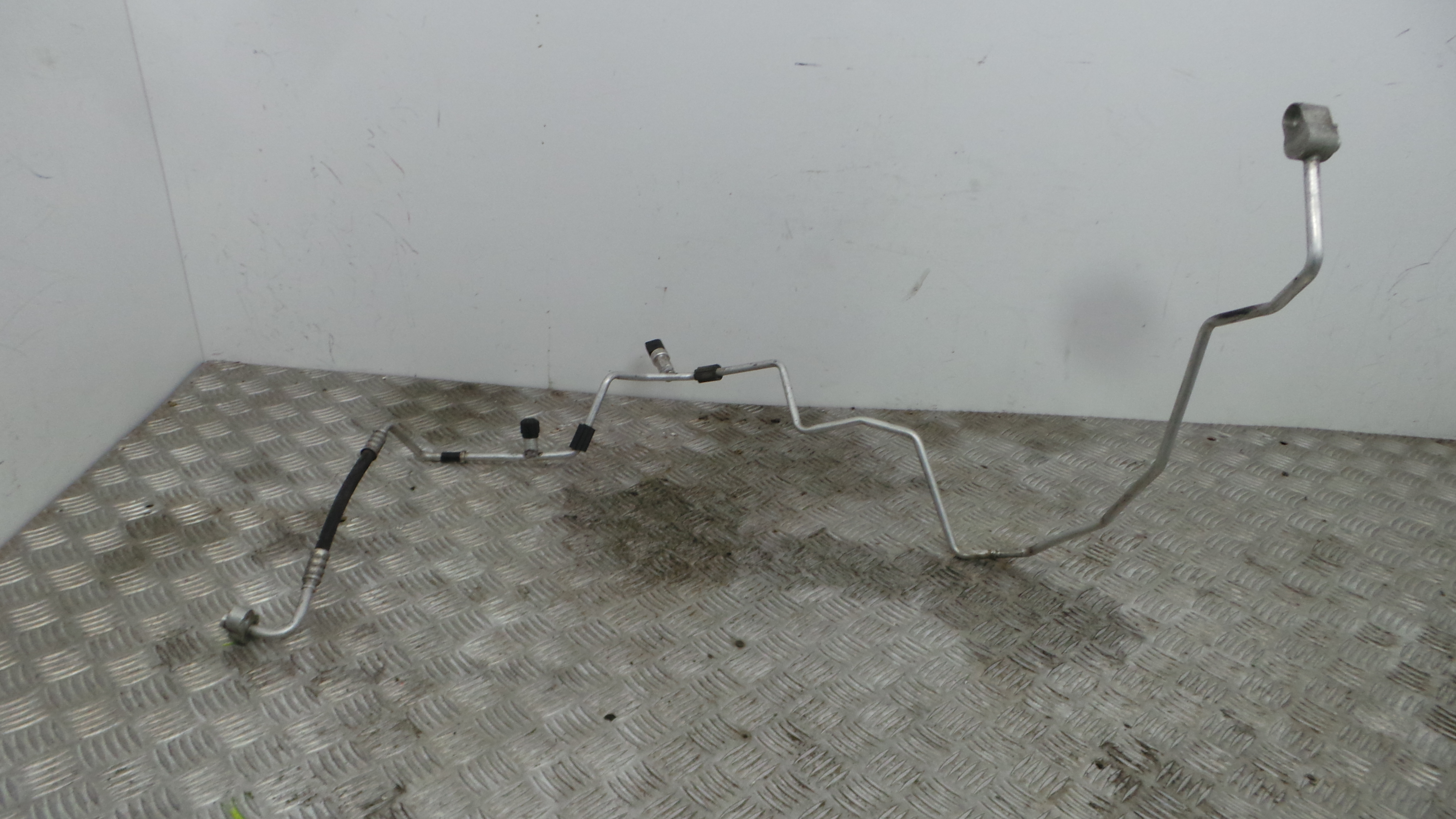 Tubo Ar Condicionado 6R1820741N - SEAT IBIZA IV (6J5, 6P1), IBIZA Mk IV (6J5, 6P1)-36431104