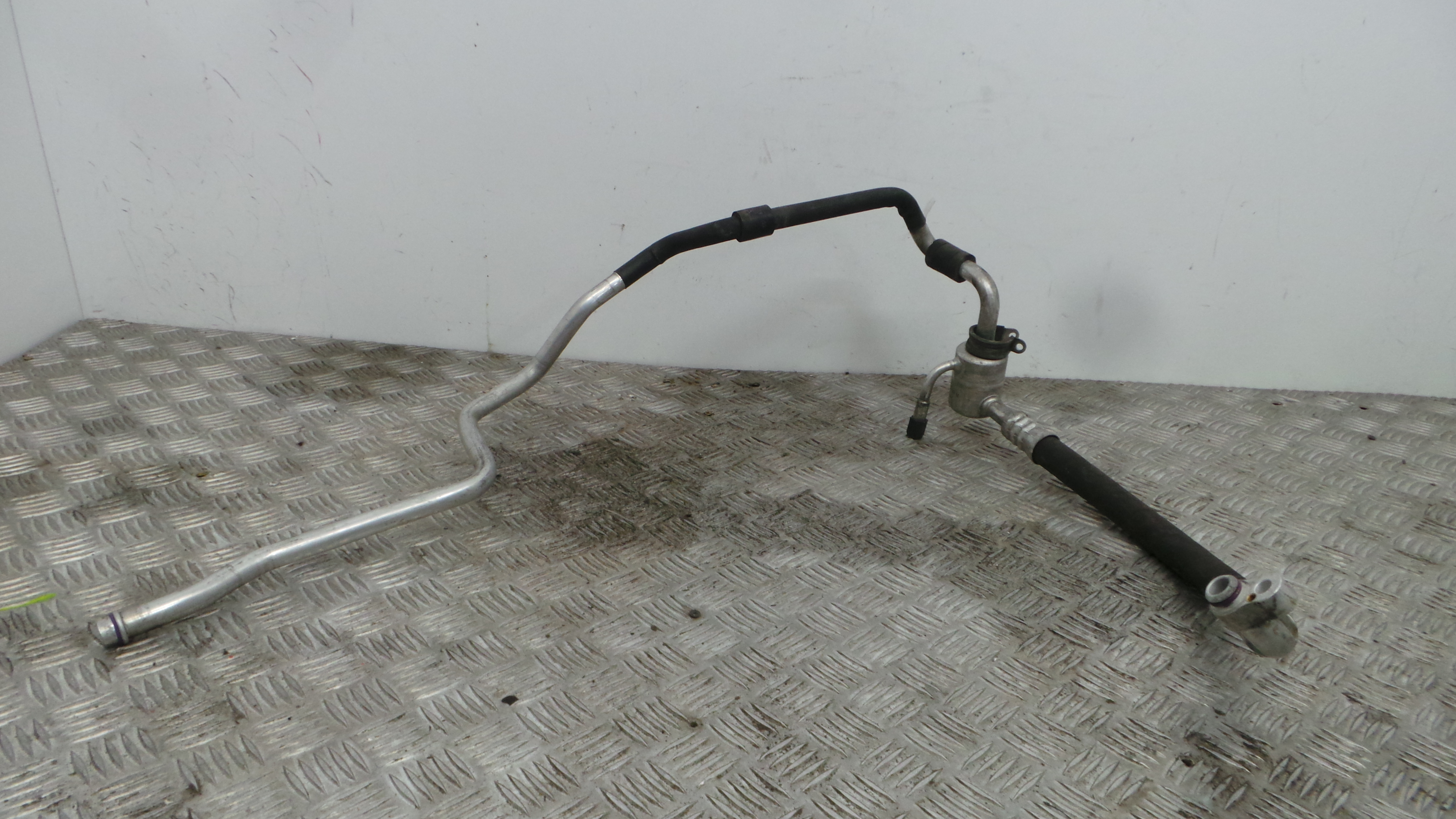 Tubo Ar Condicionado 1J1820743M - VW BORA I (1J2)-36431107