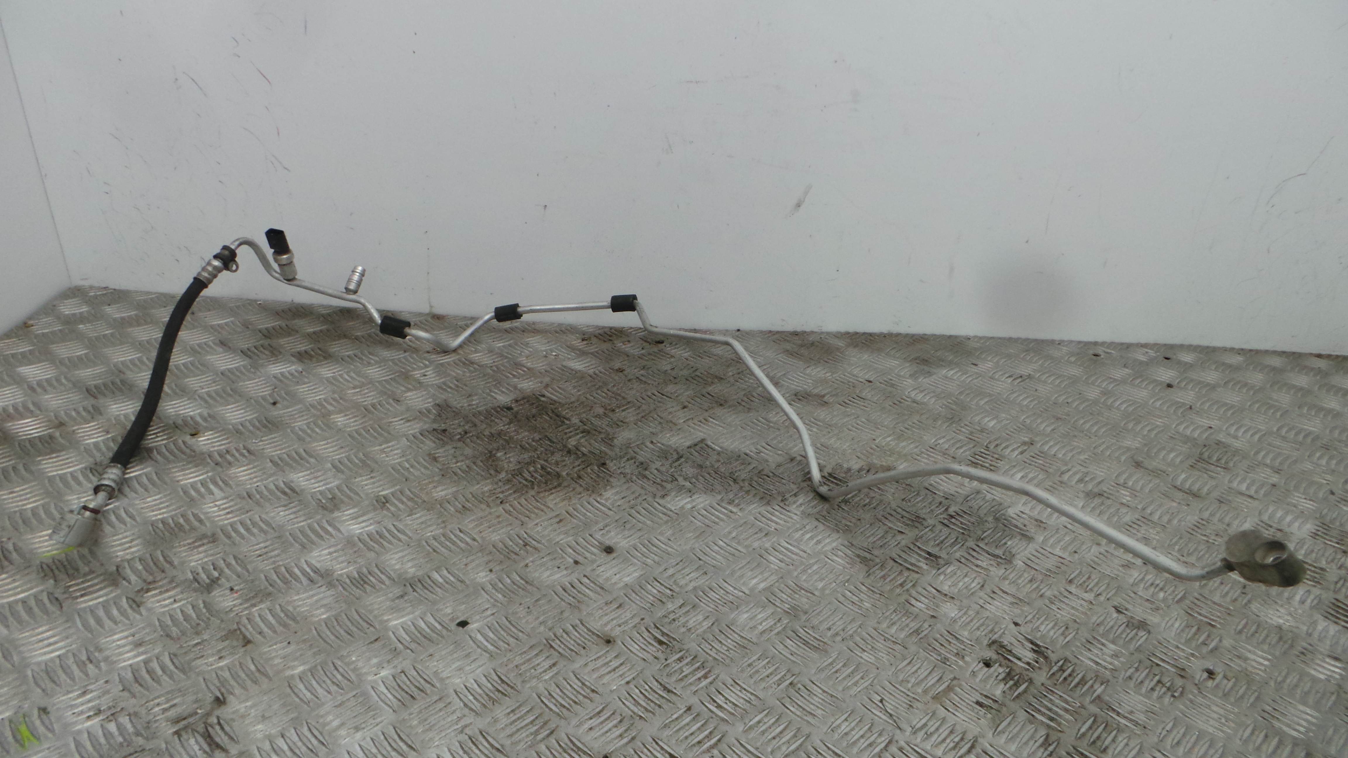 Tubo Ar Condicionado 3C0820741AJ – VW PASSAT B6 (3C2)