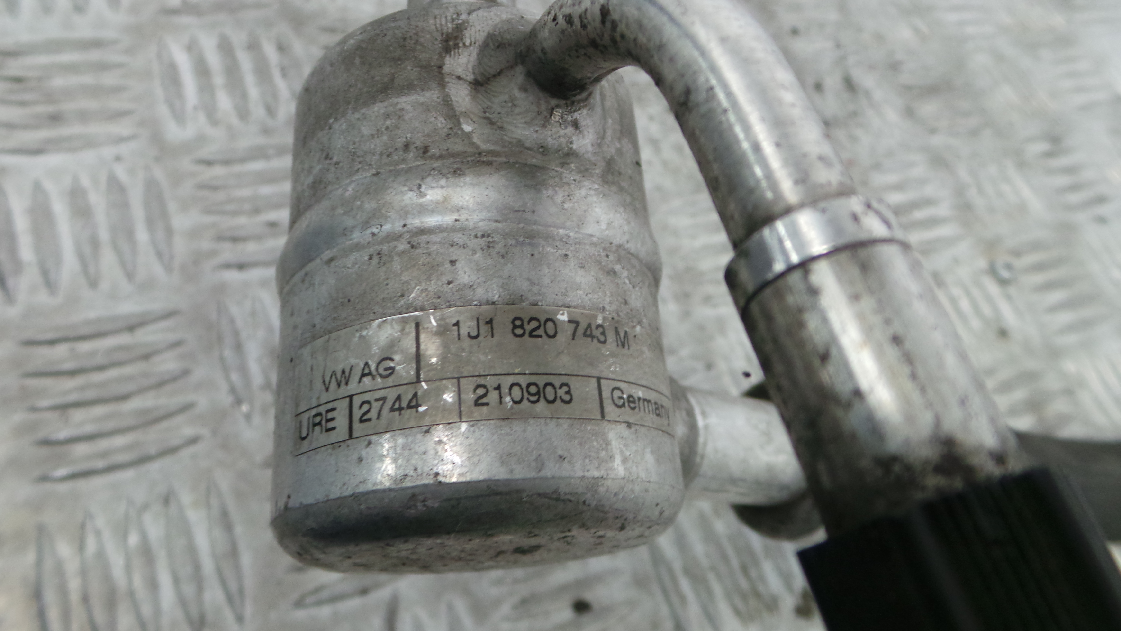 Tubo Ar Condicionado 1J1820743M - VW GOLF IV (1J1), GOLF Mk IV (1J1)-36431147