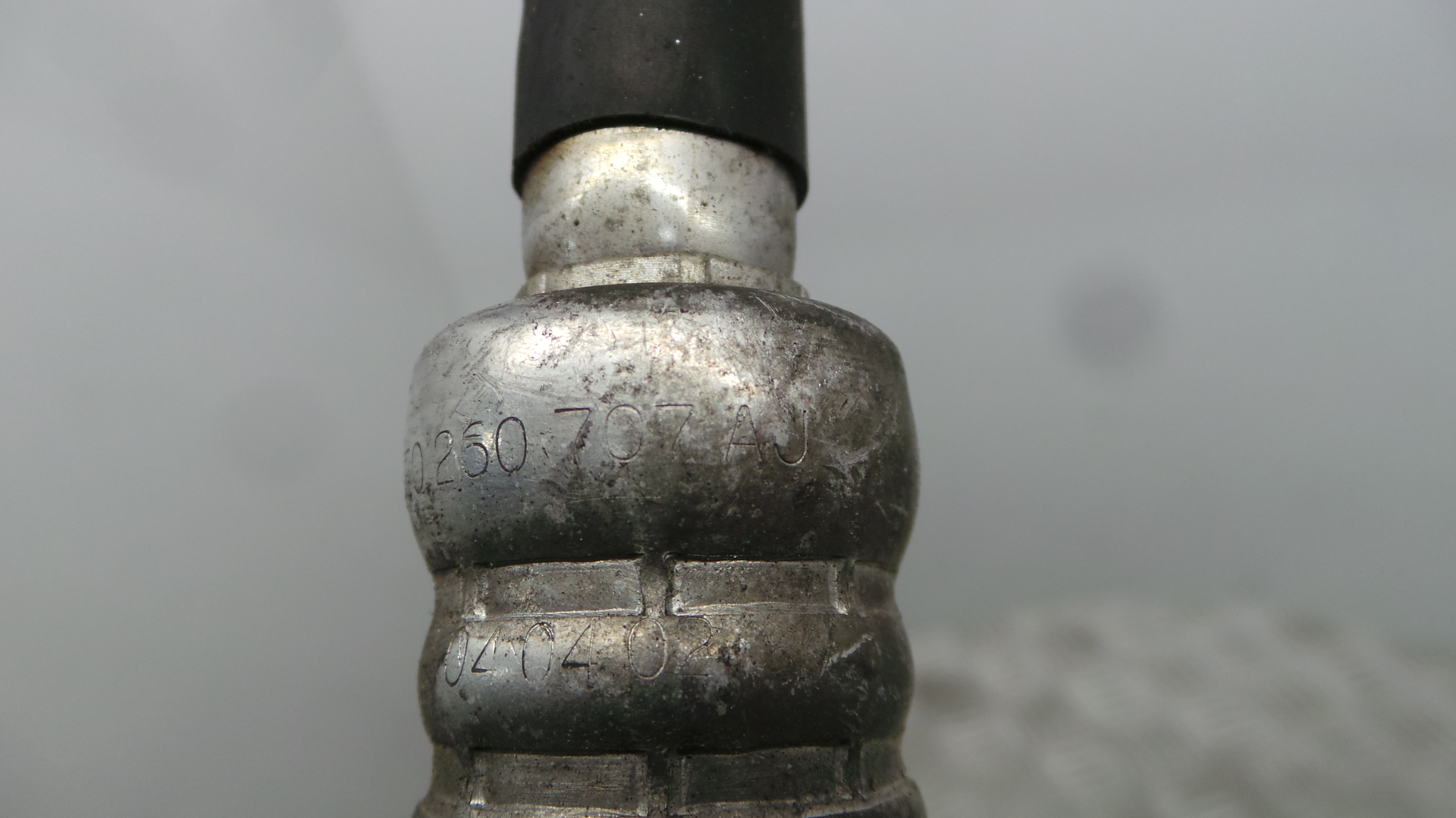 Tubo Ar Condicionado 8E0260707AJ - AUDI A4 B6 (8E2)-36431150