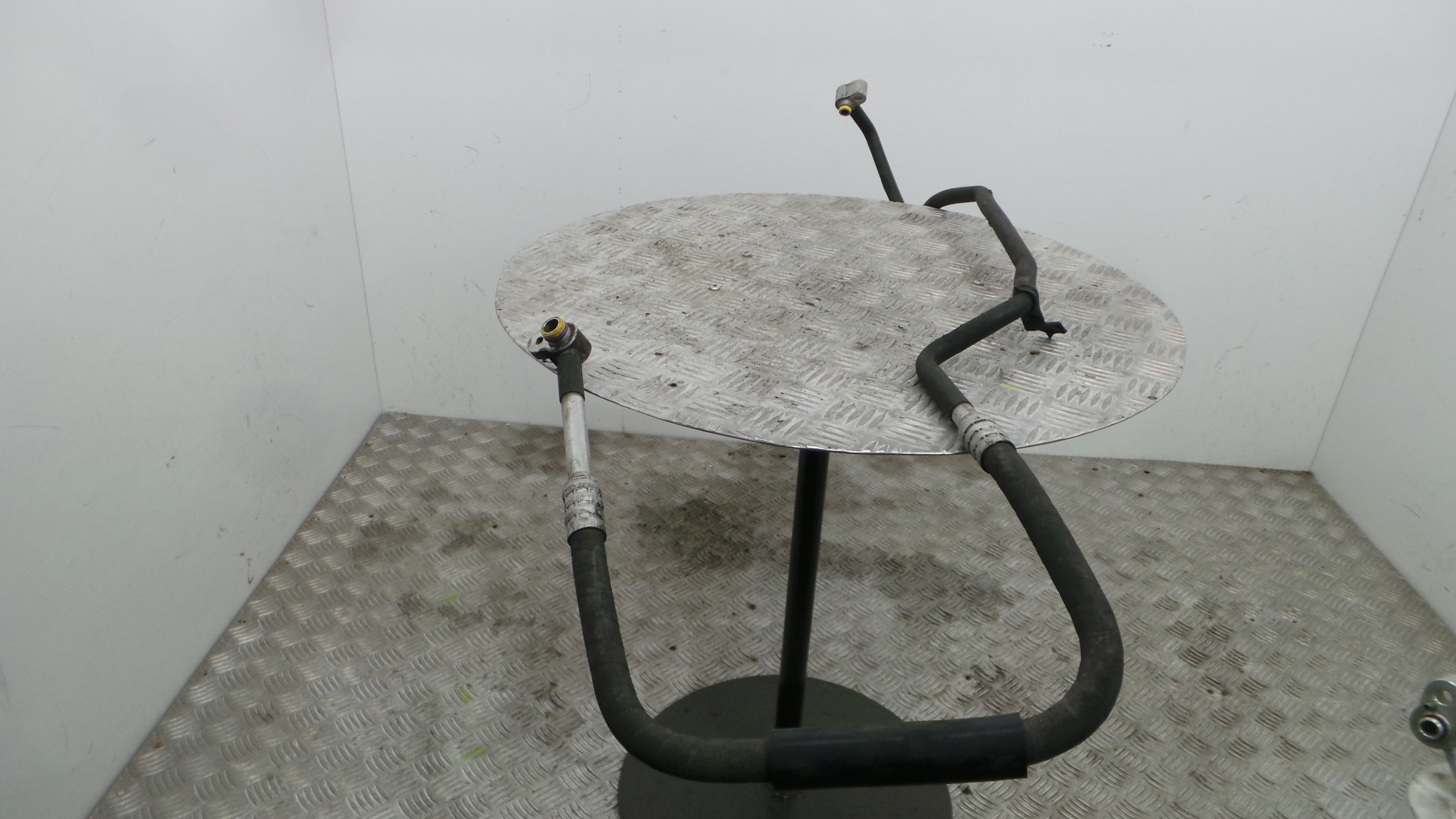 Tubo Ar Condicionado 8E0260701BD - AUDI A4 B6 (8E2)-36431170