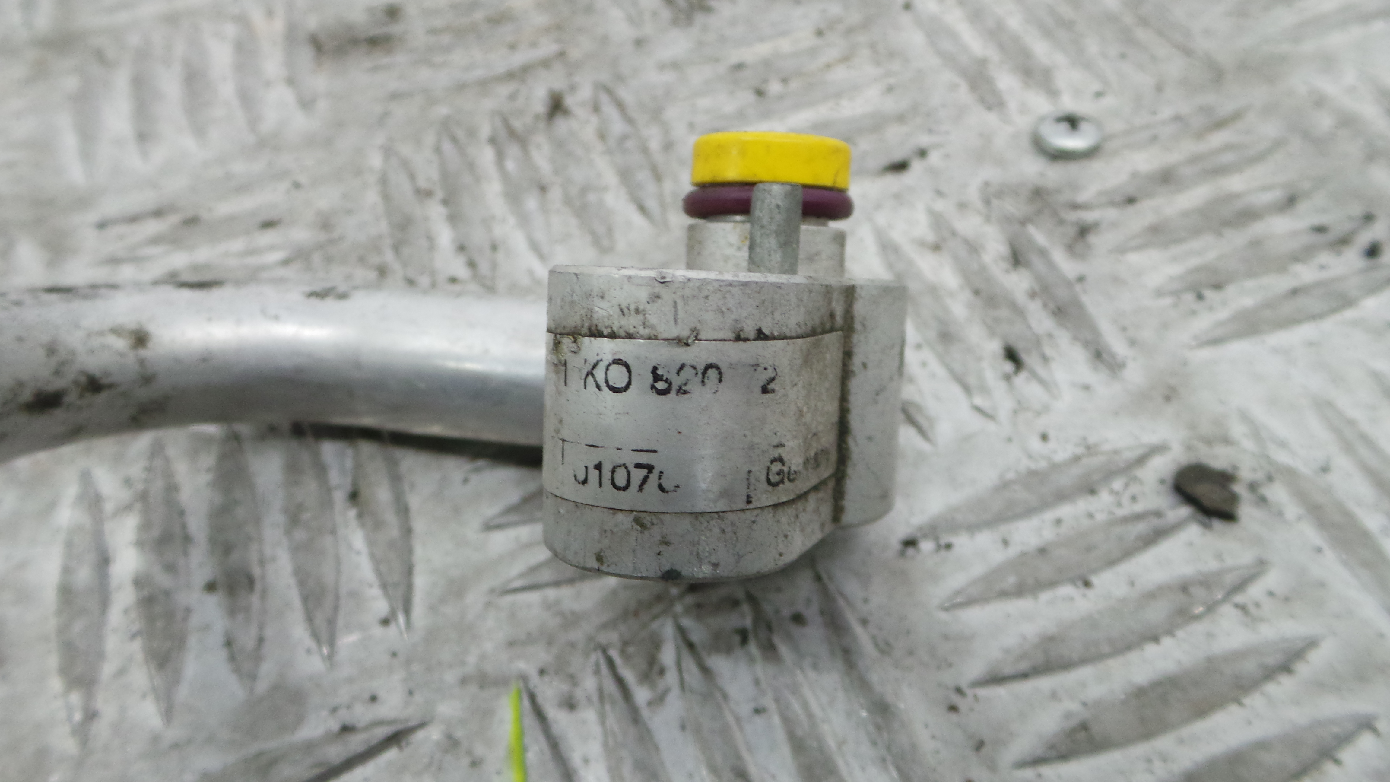 Tubo Ar Condicionado  - VW GOLF V (1K1)-36431174