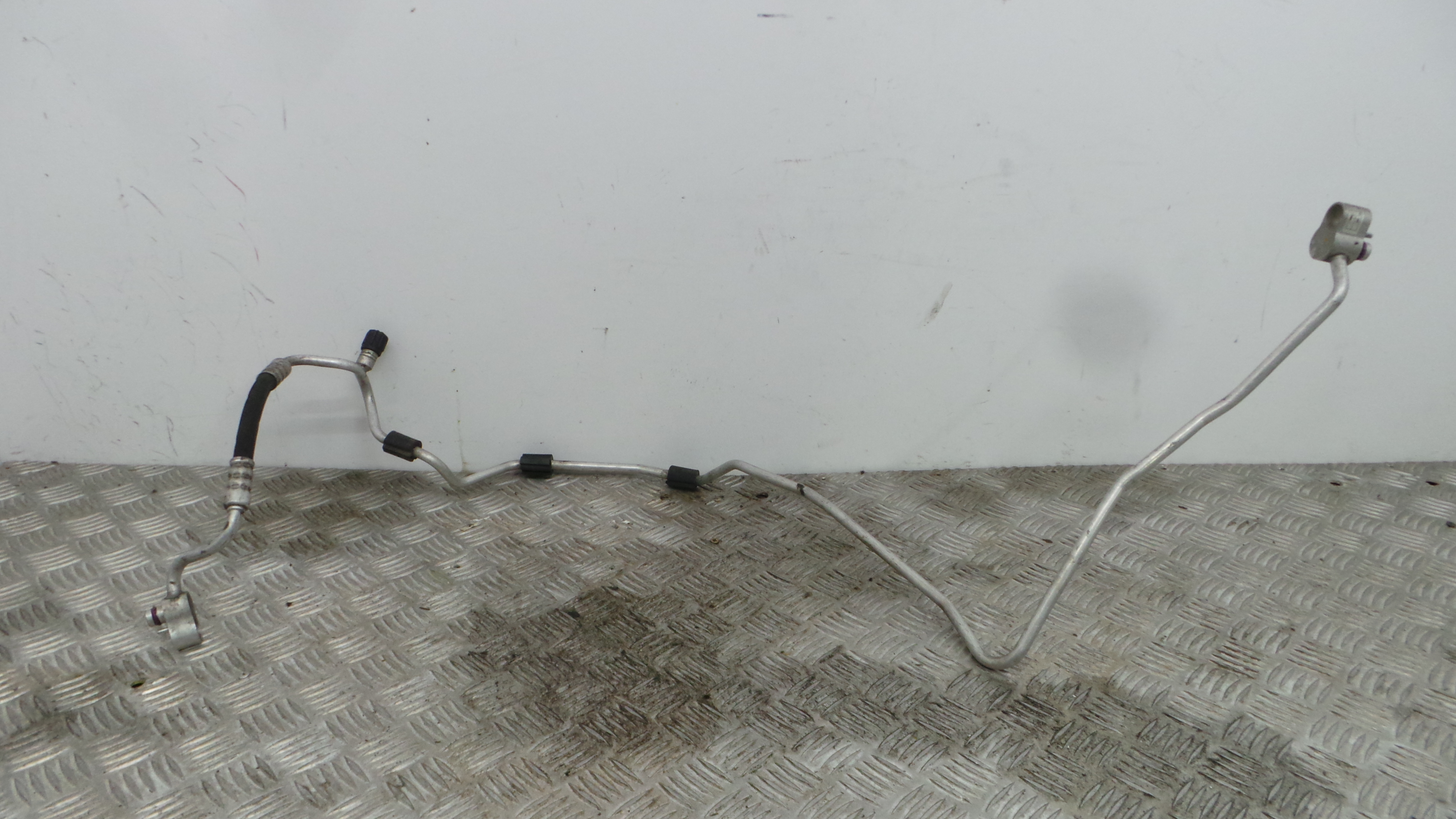 Tubo Ar Condicionado 1K0820741BB - SEAT LEON (1P1)-36431335