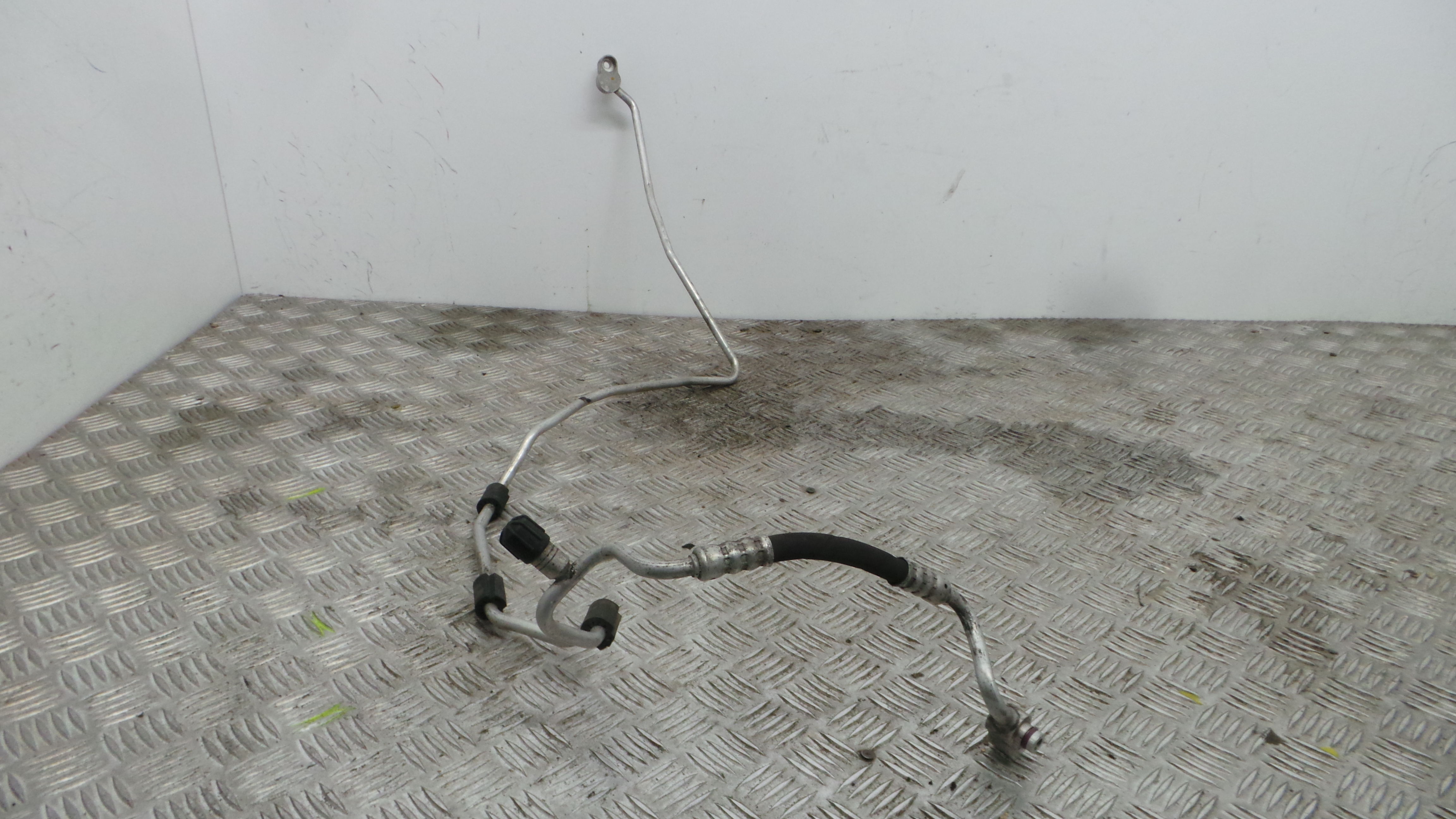 Tubo Ar Condicionado 1K0820741BB - SEAT LEON (1P1)-36431335