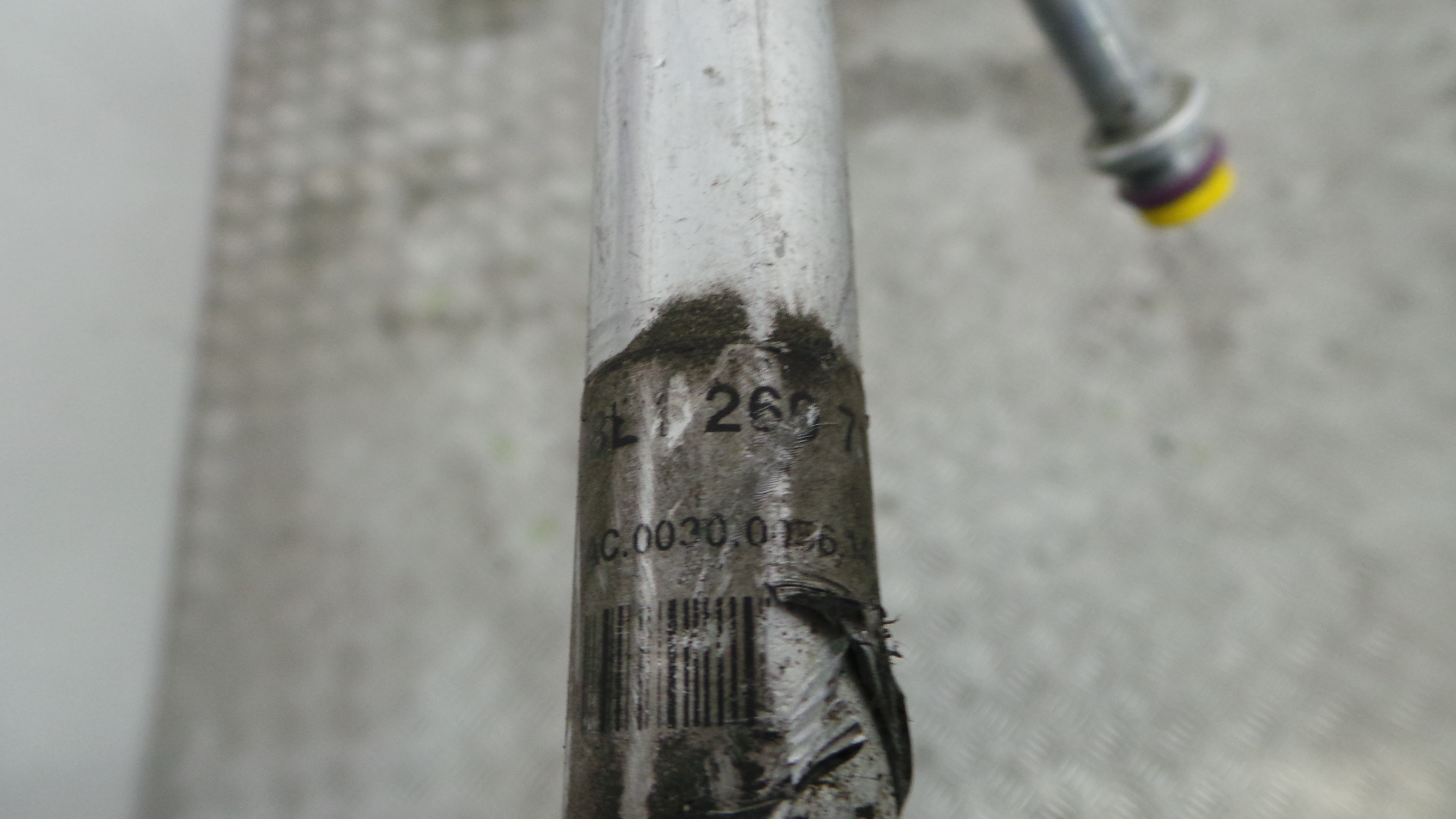 Tubo Ar Condicionado 8L1266712AJ - AUDI A4 B7 (8EC)-36431349