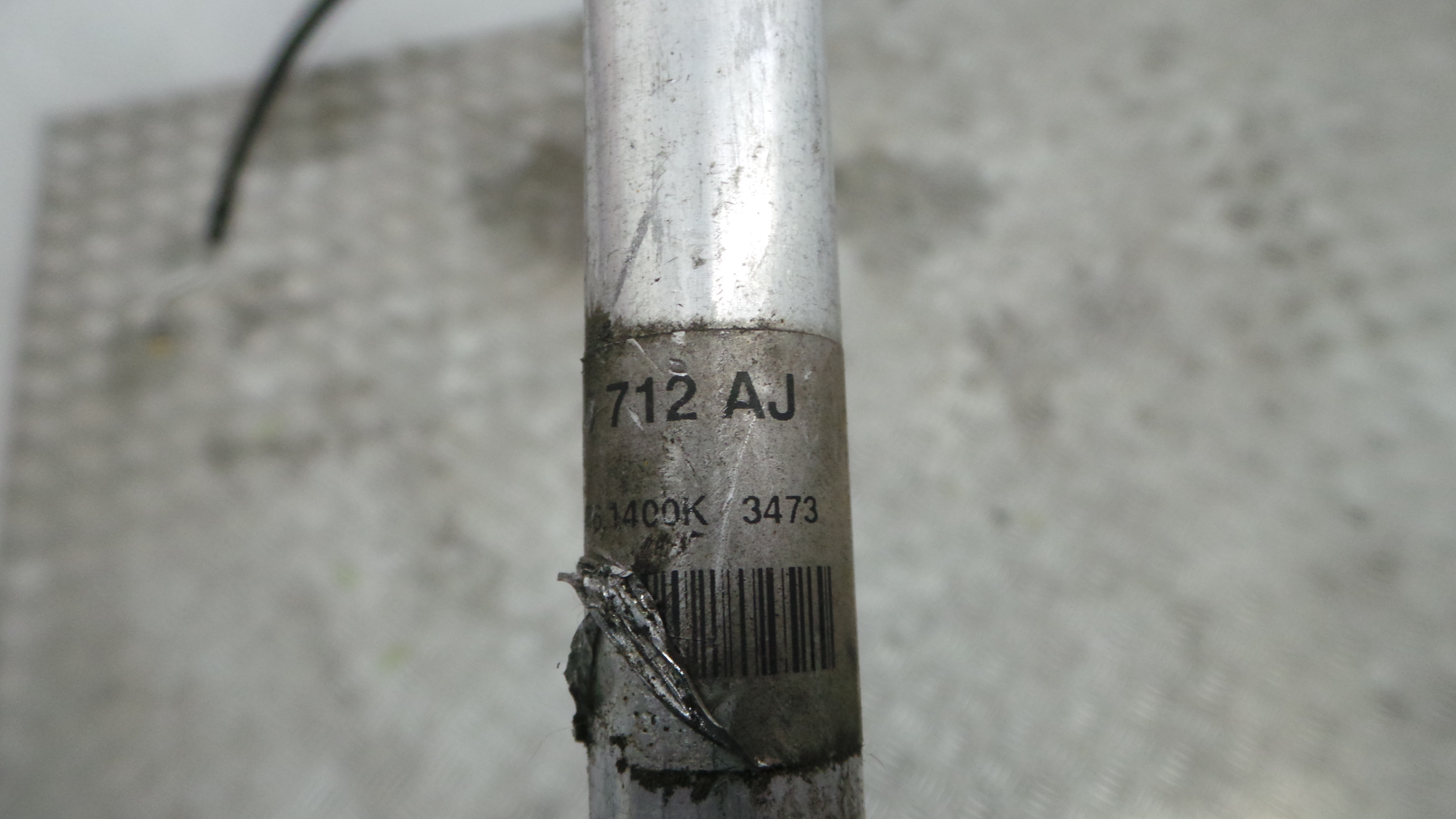 Tubo Ar Condicionado 8L1266712AJ - AUDI A4 B7 (8EC)-36431349