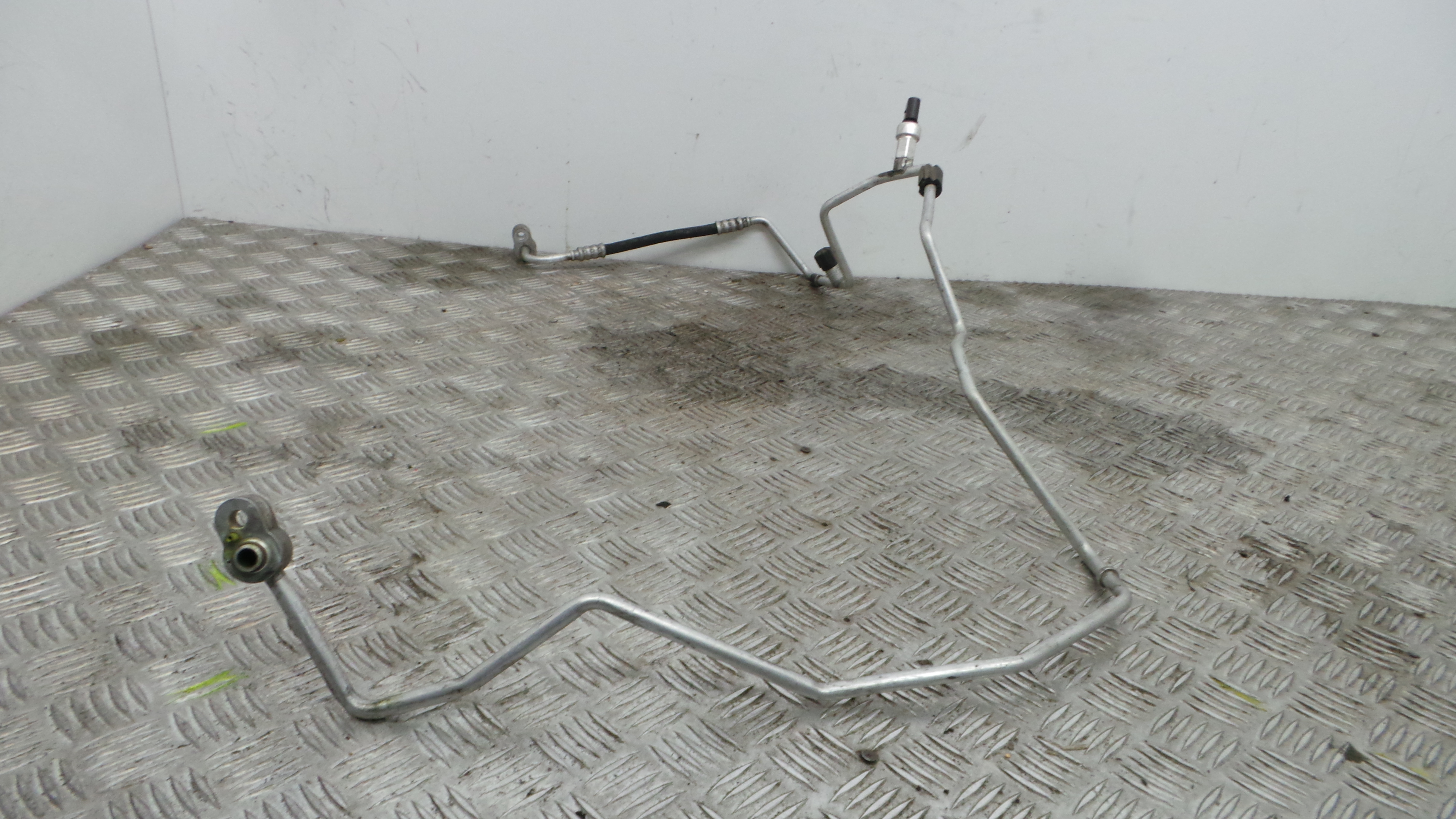 Tubo Ar Condicionado 6R1820741K - SEAT IBIZA IV (6J5, 6P1), IBIZA Mk IV (6J5, 6P1)-36431359