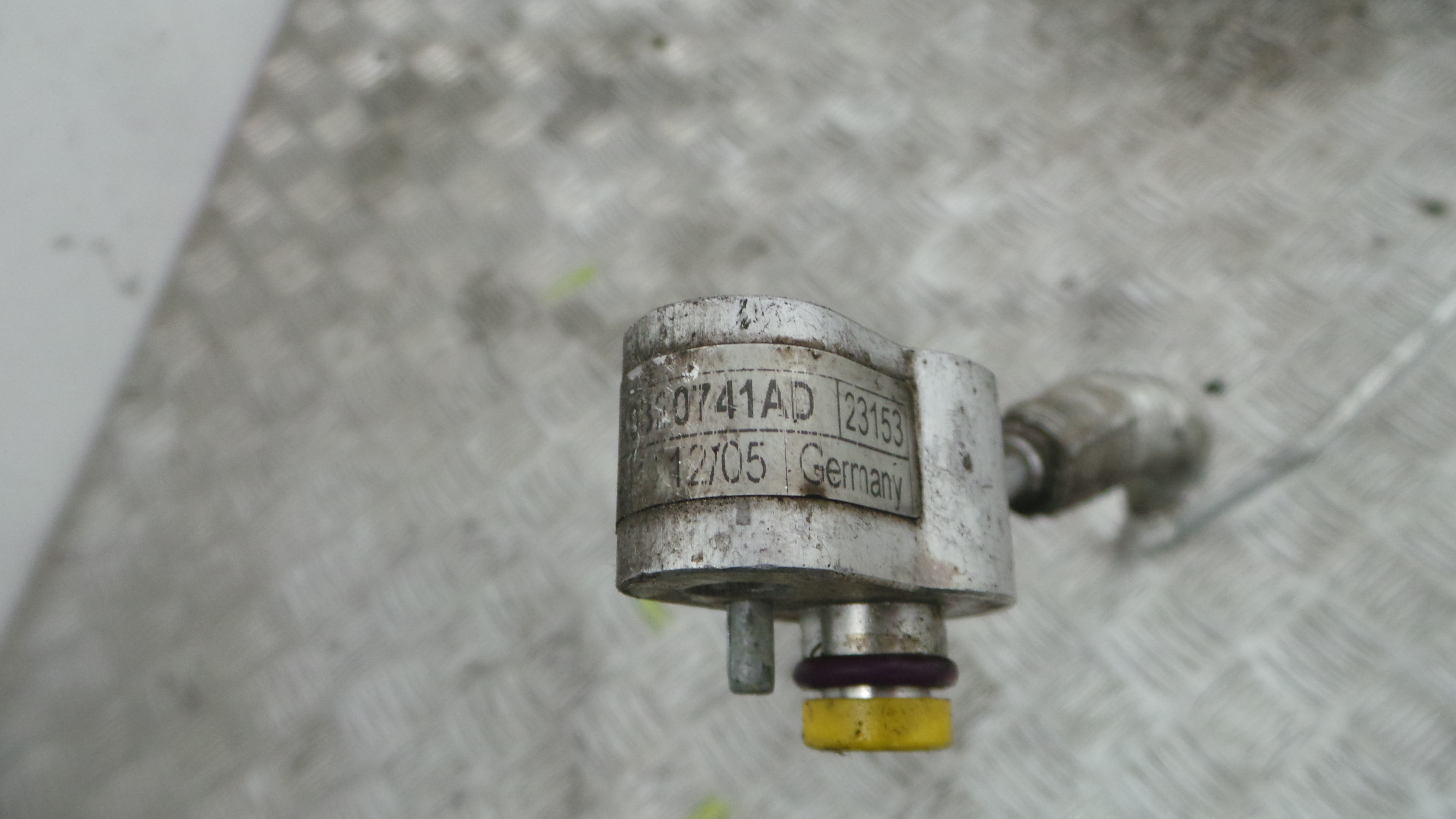 Tubo Ar Condicionado 1K0820741AD - VW GOLF V (1K1)-36431369