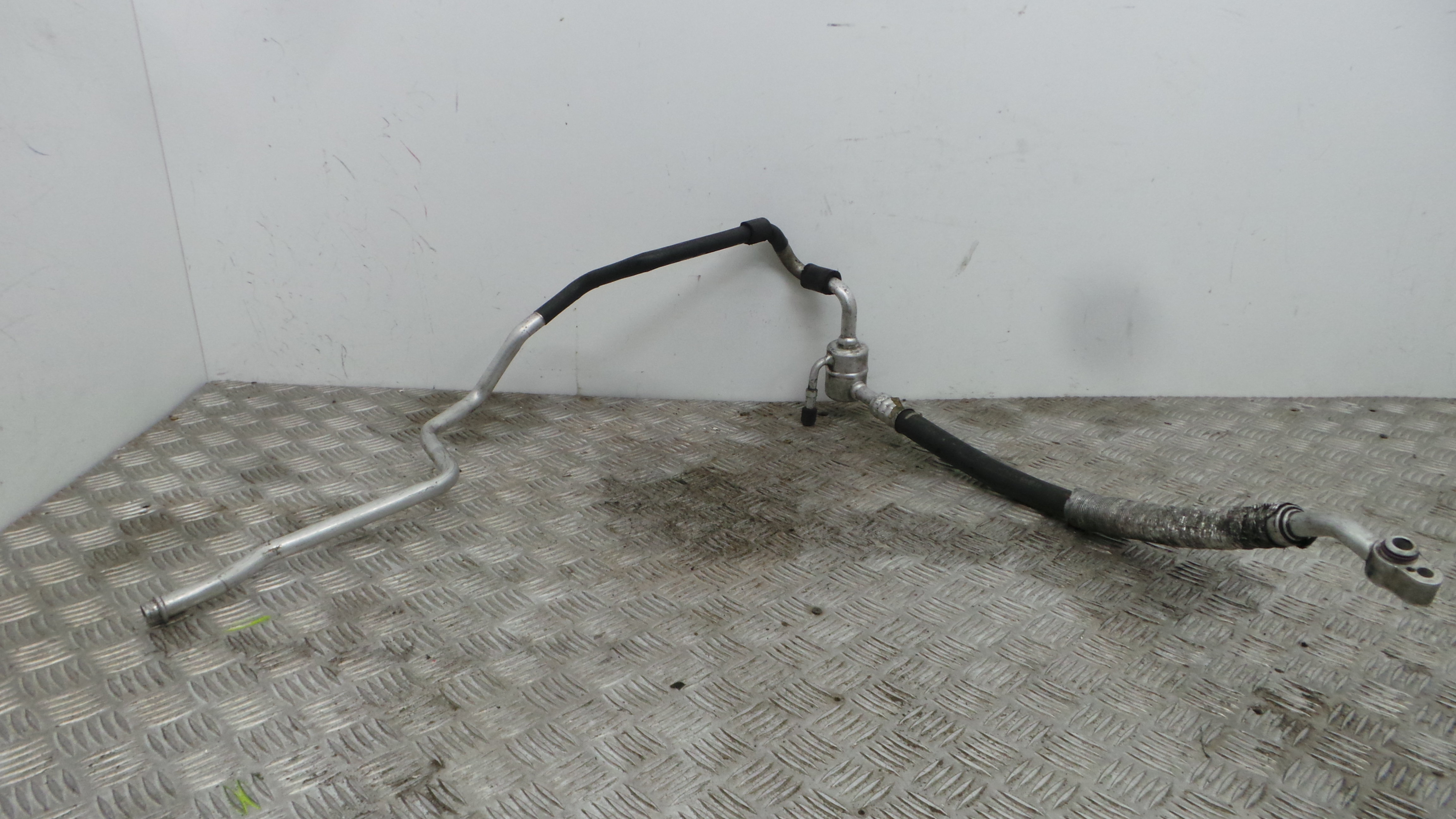 Tubo Ar Condicionado 1J1820743K - VW GOLF IV (1J1), GOLF Mk IV (1J1)-36431377