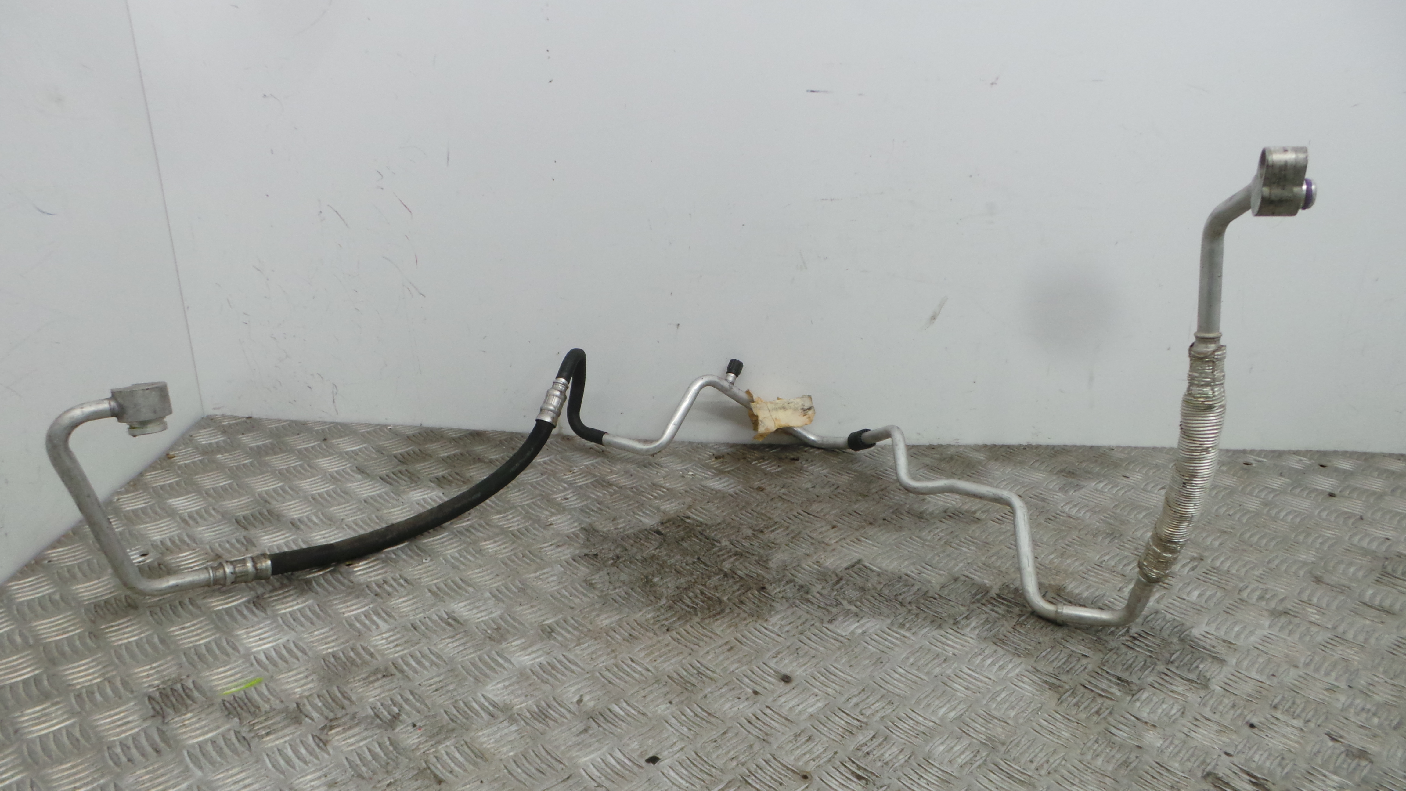 Tubo Ar Condicionado 6R1820743K - SEAT IBIZA IV (6J5, 6P1), IBIZA Mk IV (6J5, 6P1)-36431387