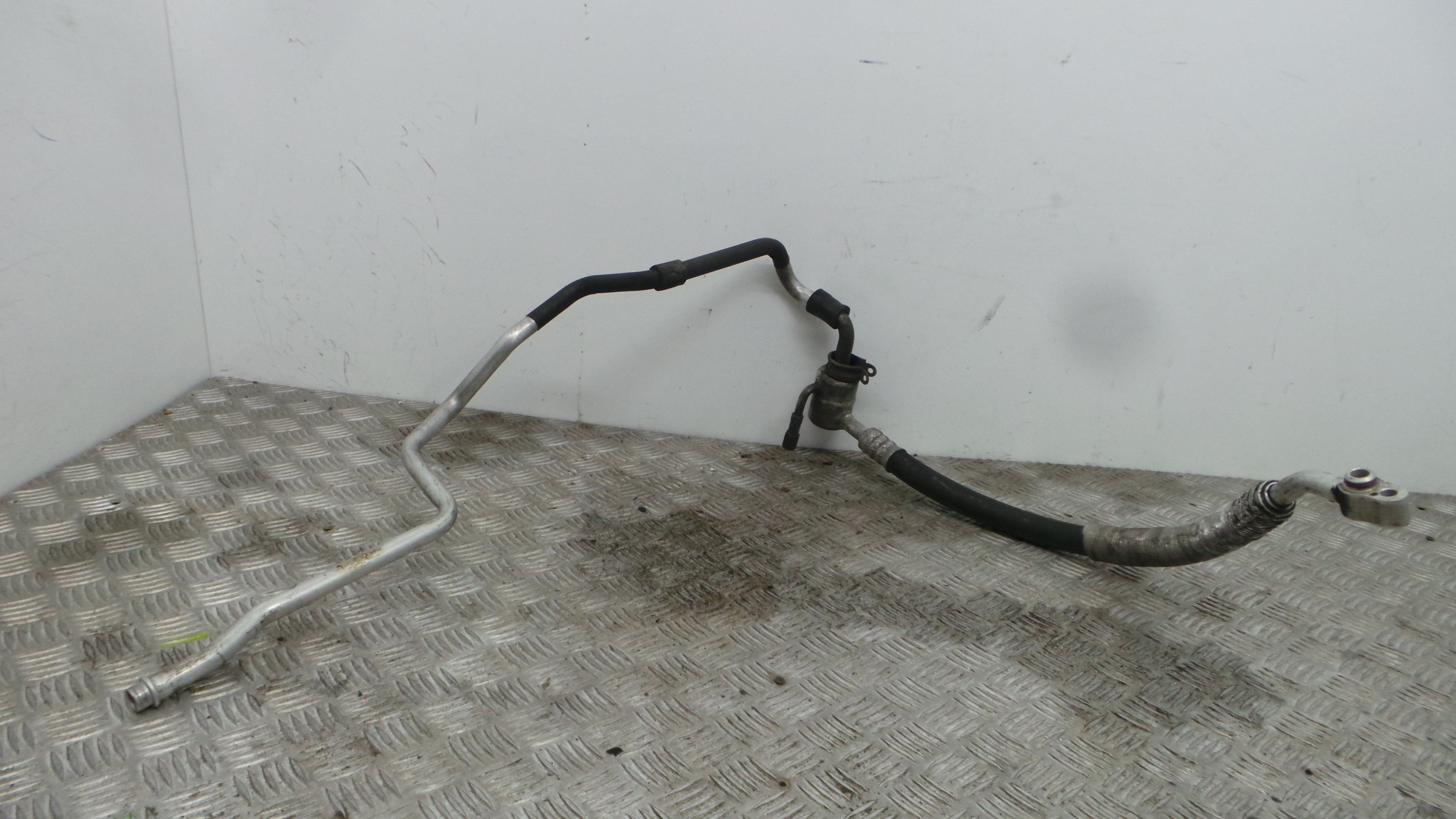 Tubo Ar Condicionado 1J1820743K - VW GOLF IV (1J1), GOLF Mk IV (1J1)-36431592