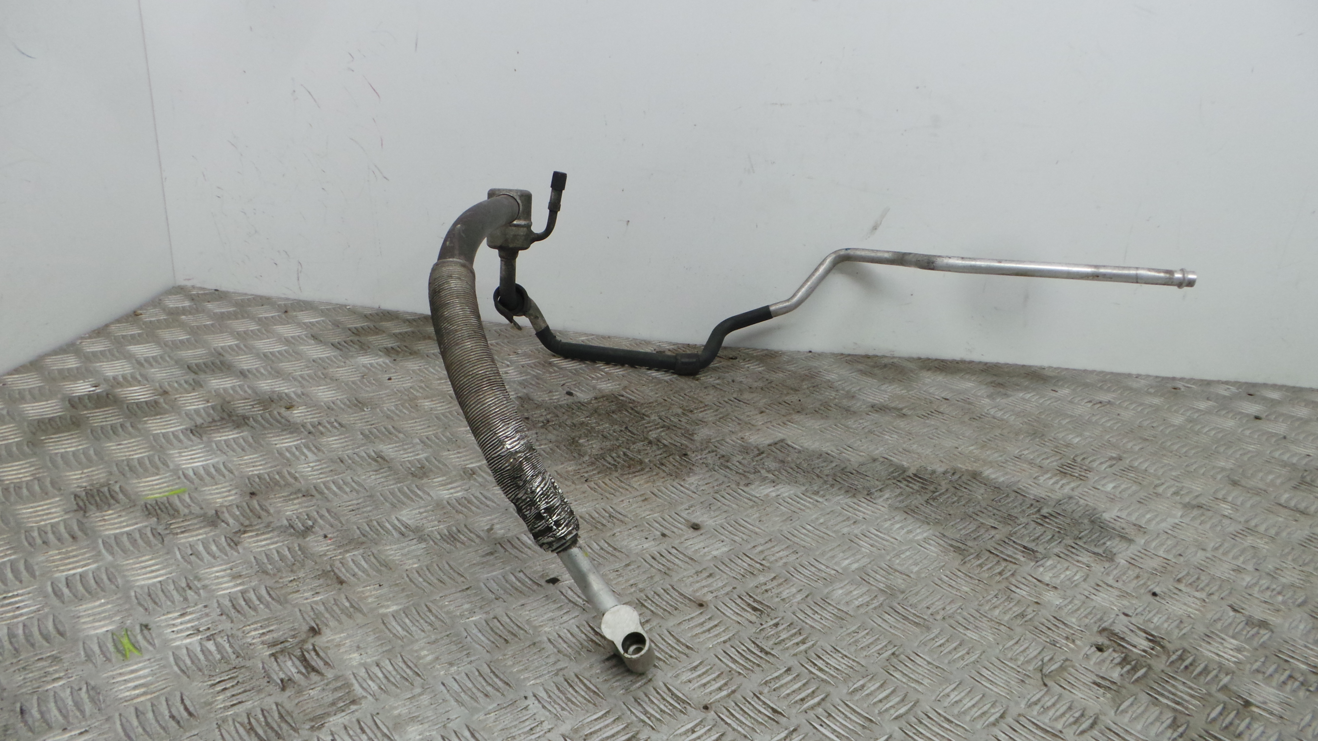 Tubo Ar Condicionado 1J1820743K - VW GOLF IV (1J1), GOLF Mk IV (1J1)-36431592