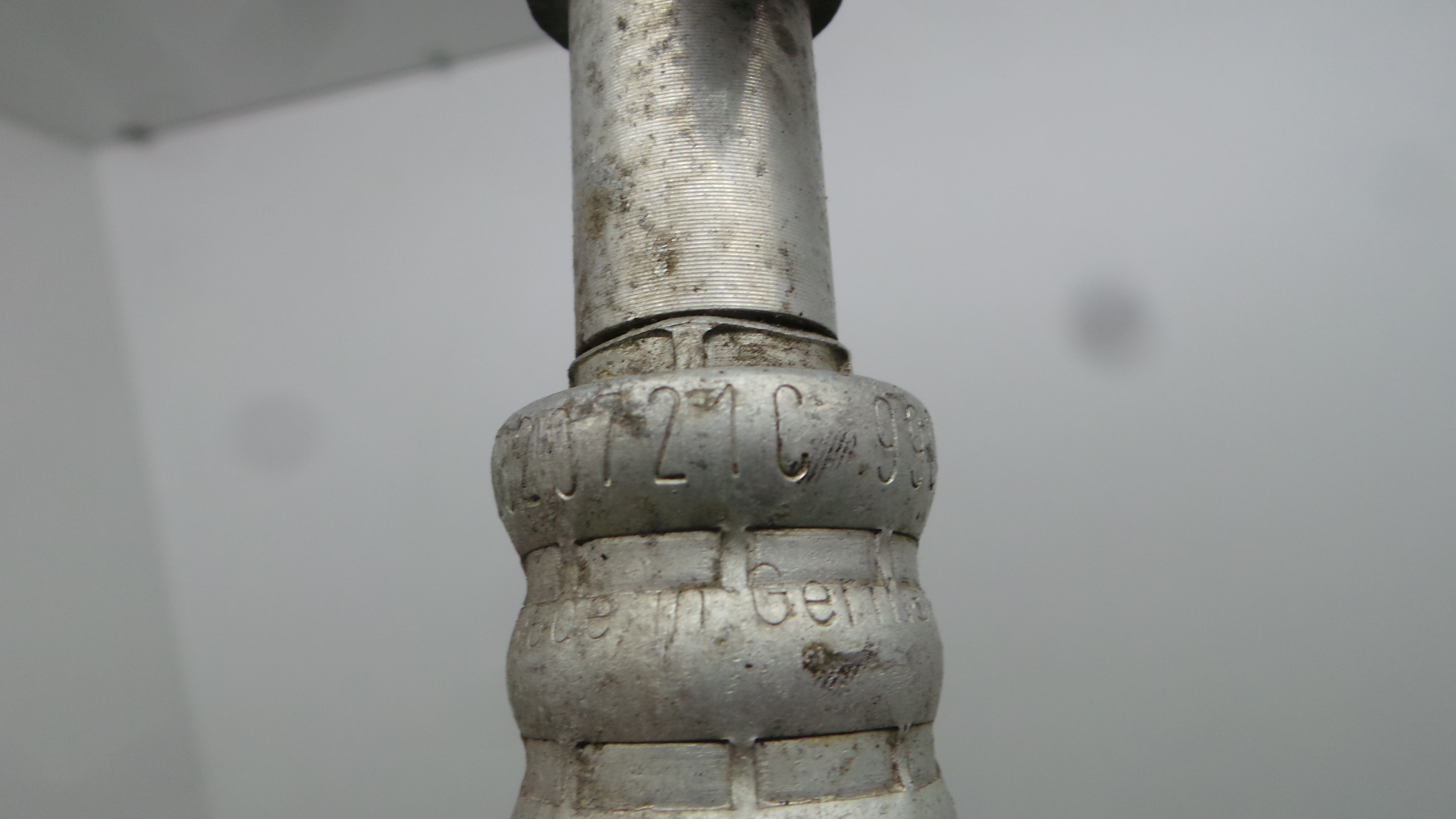 Tubo Ar Condicionado 1J0820721C - VW GOLF IV (1J1), GOLF Mk IV (1J1)-36435573