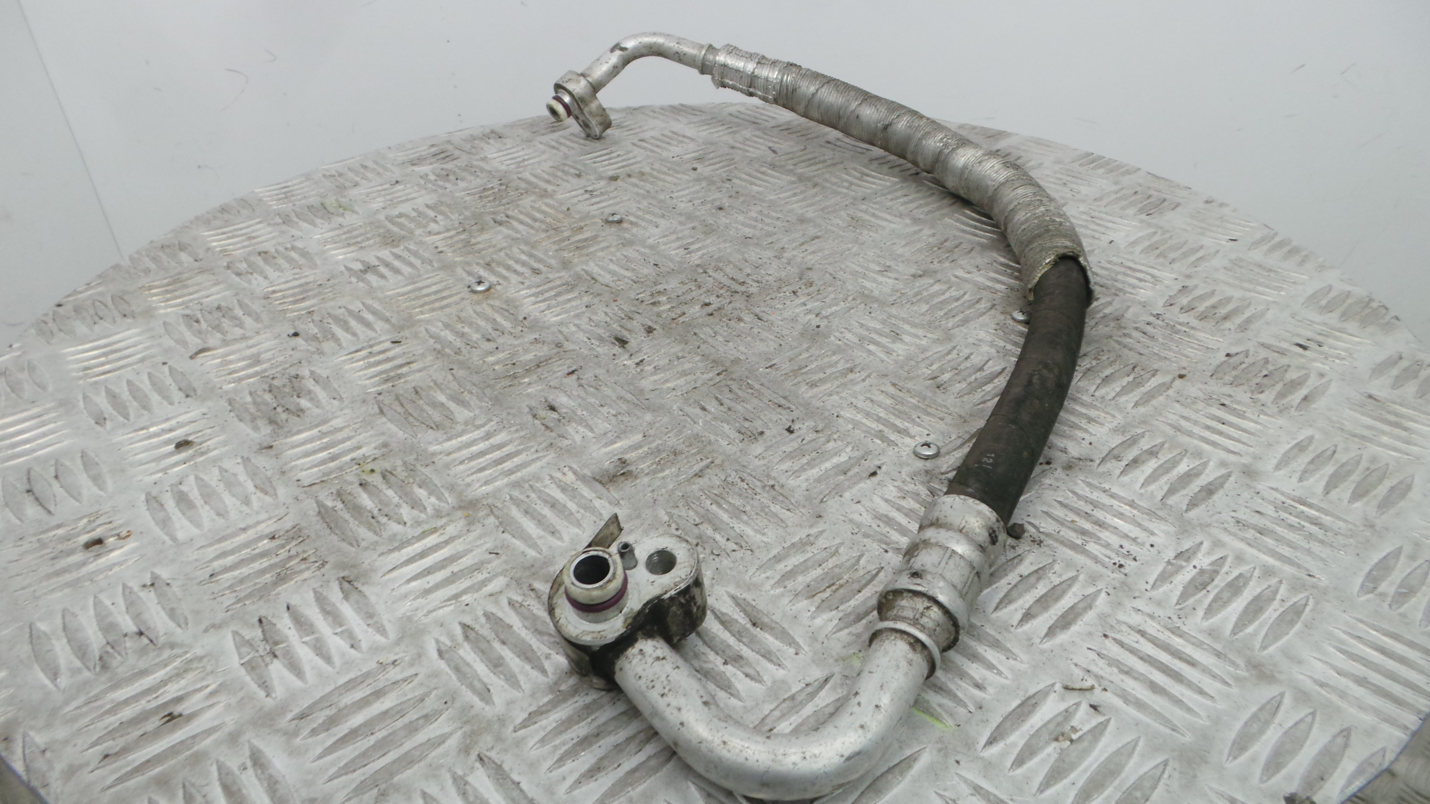 Tubo Ar Condicionado  - VW GOLF V (1K1)-36435577