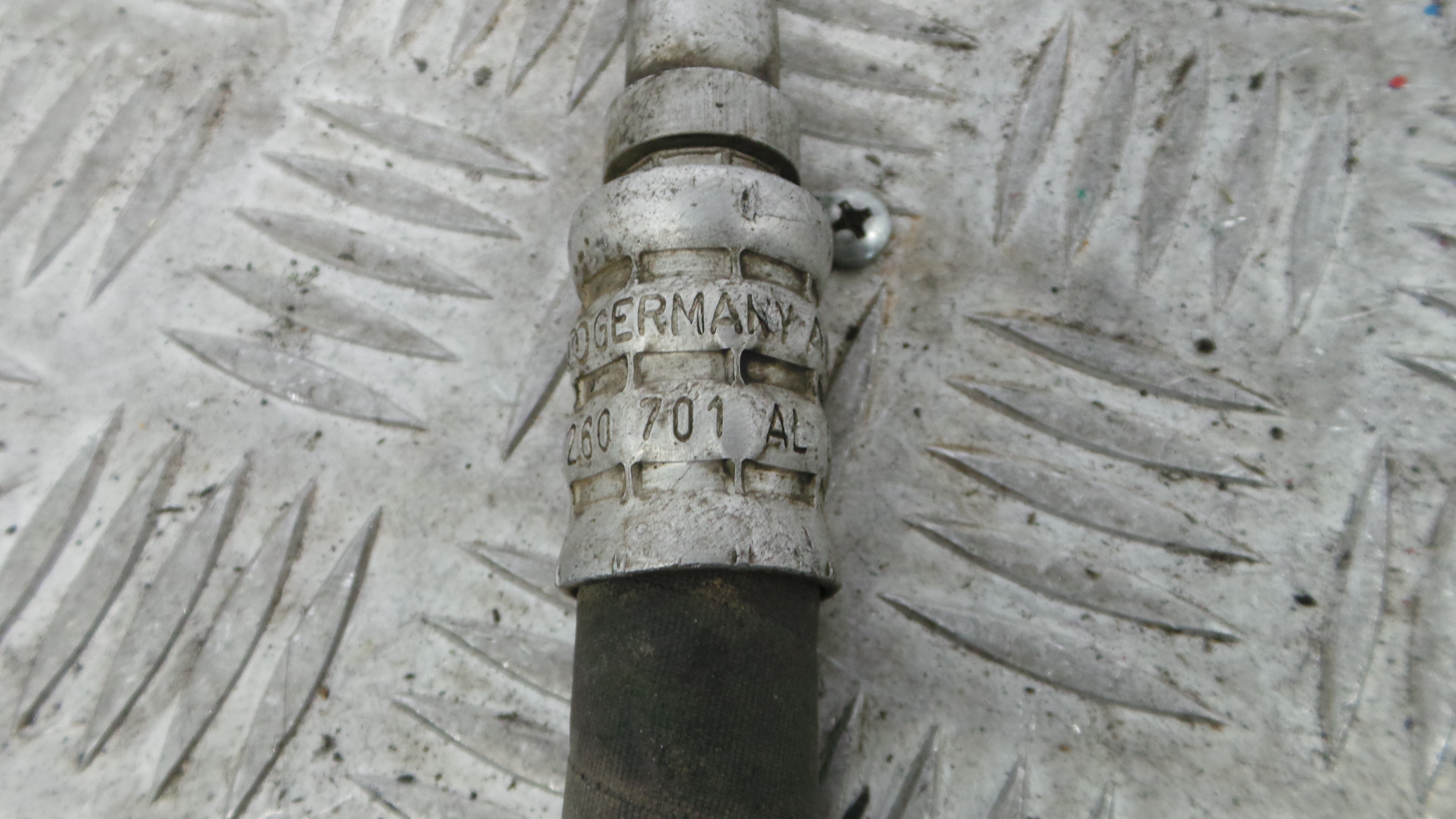 Tubo Ar Condicionado 8E0260701AL - AUDI A4 B6 (8E2)-36435587