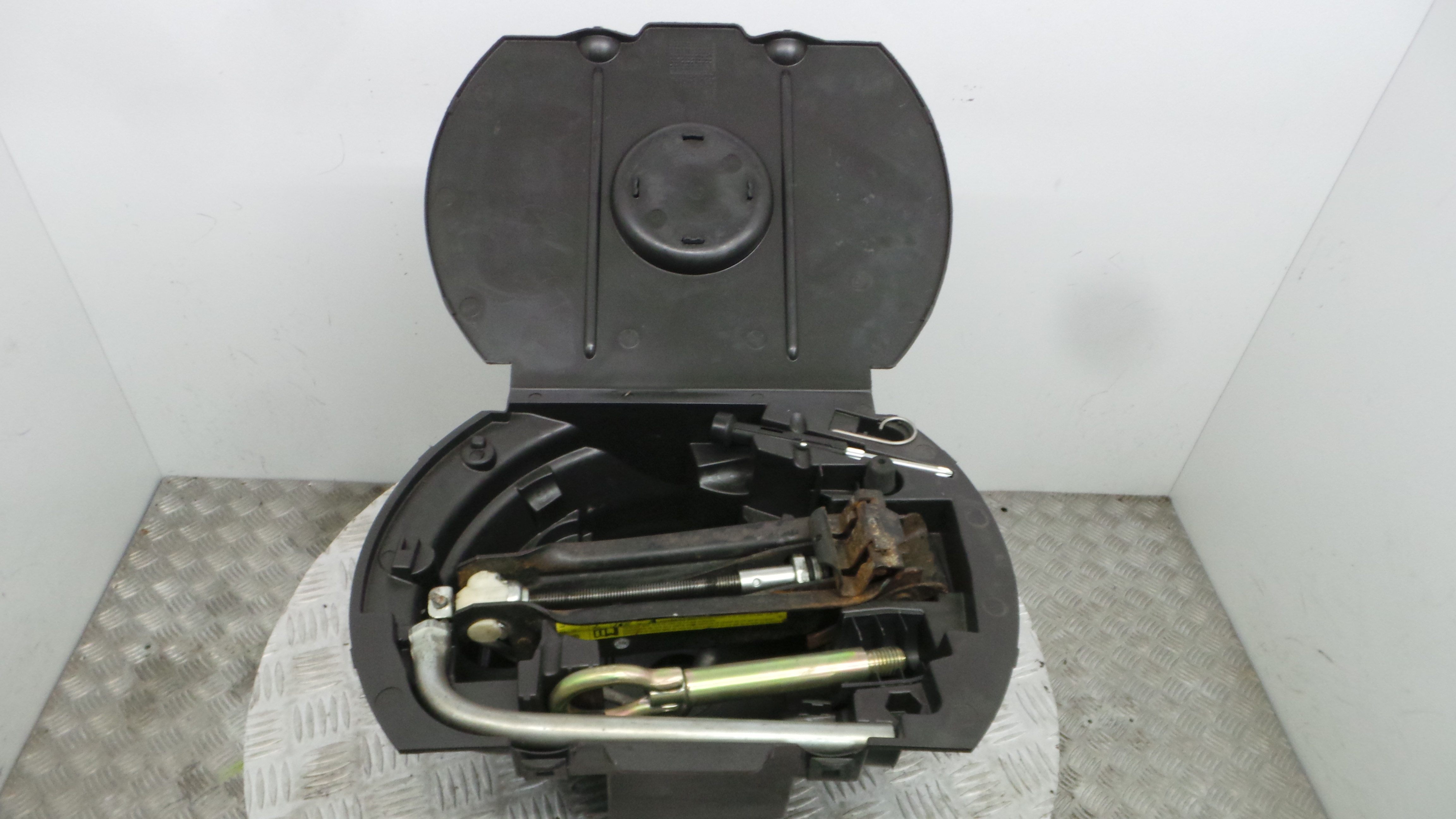 Kit Pneu Suplente 6Q0012115F - VW POLO (9N_, 9A_)-36435739