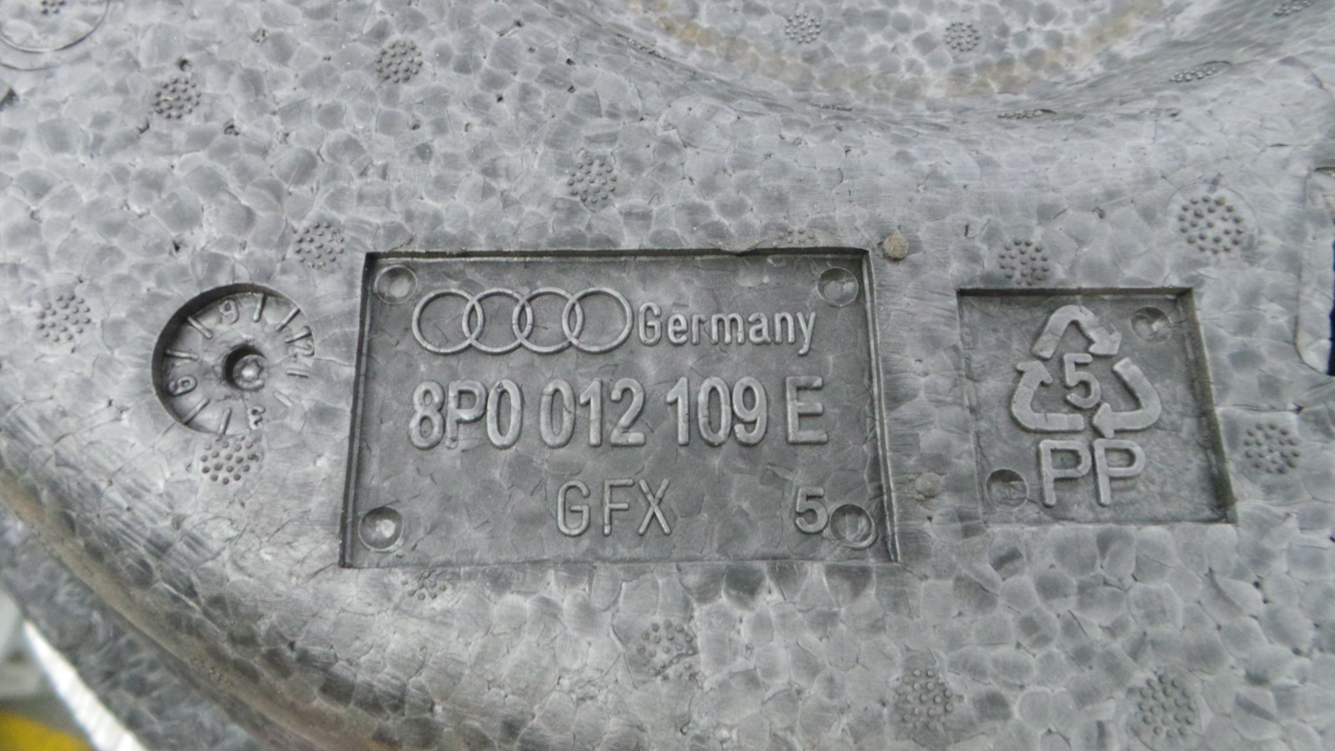 Kit Pneu Suplente 8P0012109E - AUDI A4 B5 (8D2)-36435753