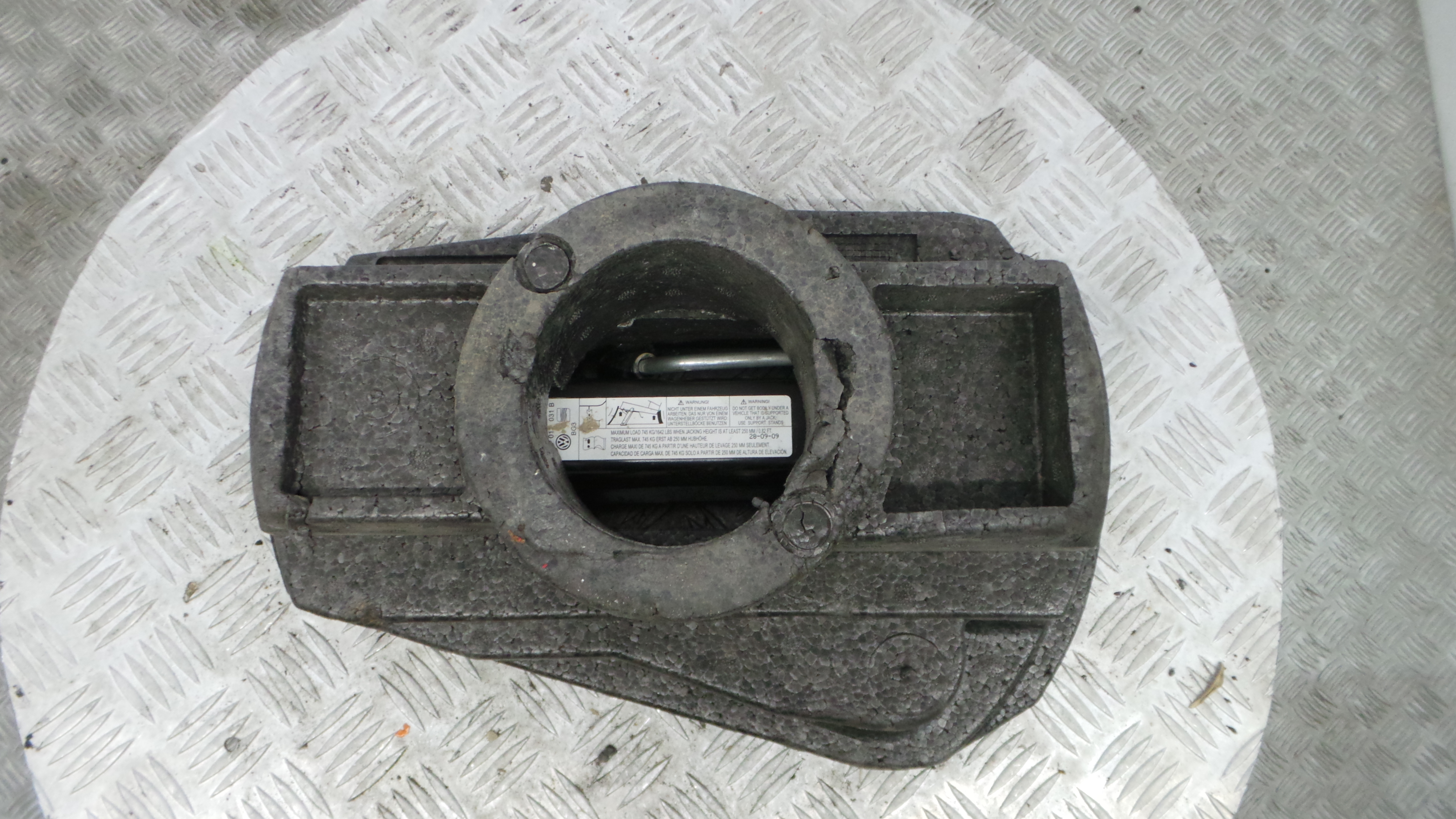 Kit Pneu Suplente 6Q0012115H - SEAT IBIZA IV (6J5, 6P1), IBIZA Mk IV (6J5, 6P1)-36435765